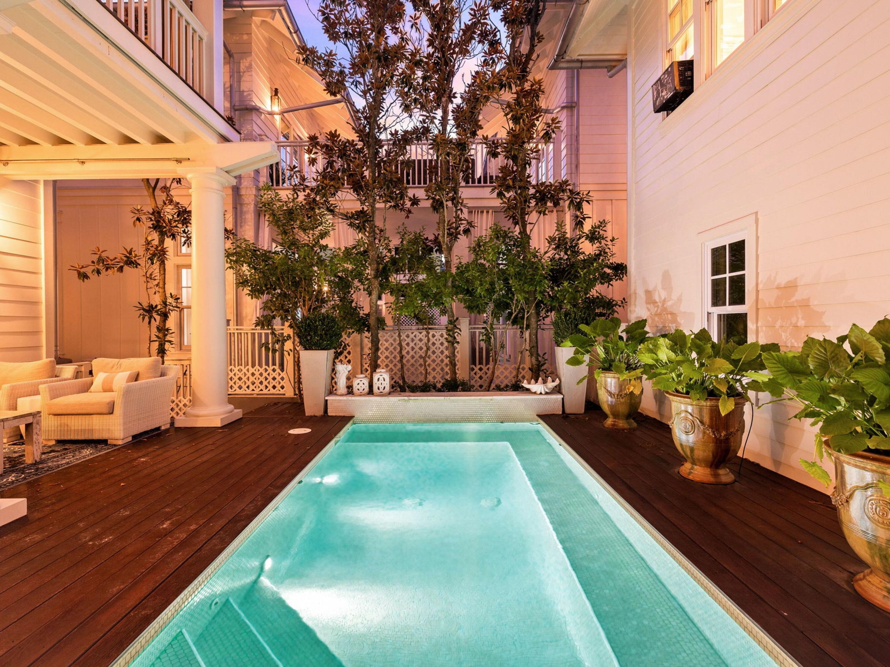 223 Western Lake Drive