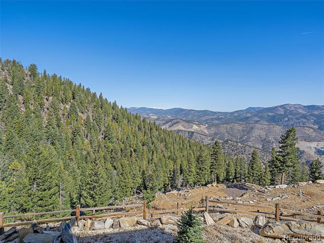 580 Packsaddle Trail