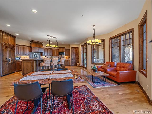 580 Packsaddle Trail