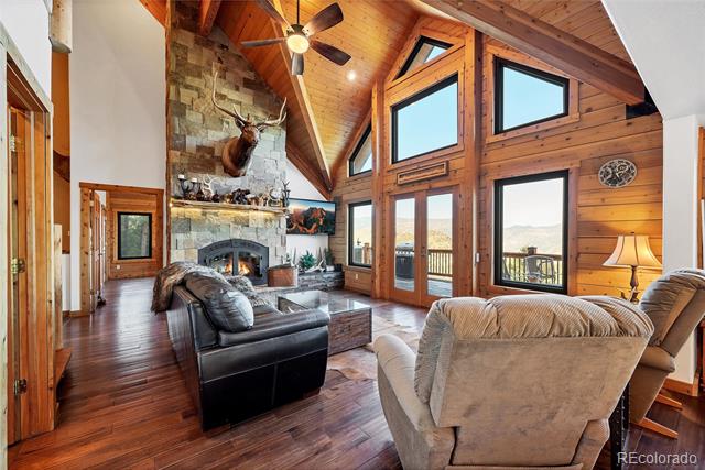 1055 Saddleback Drive