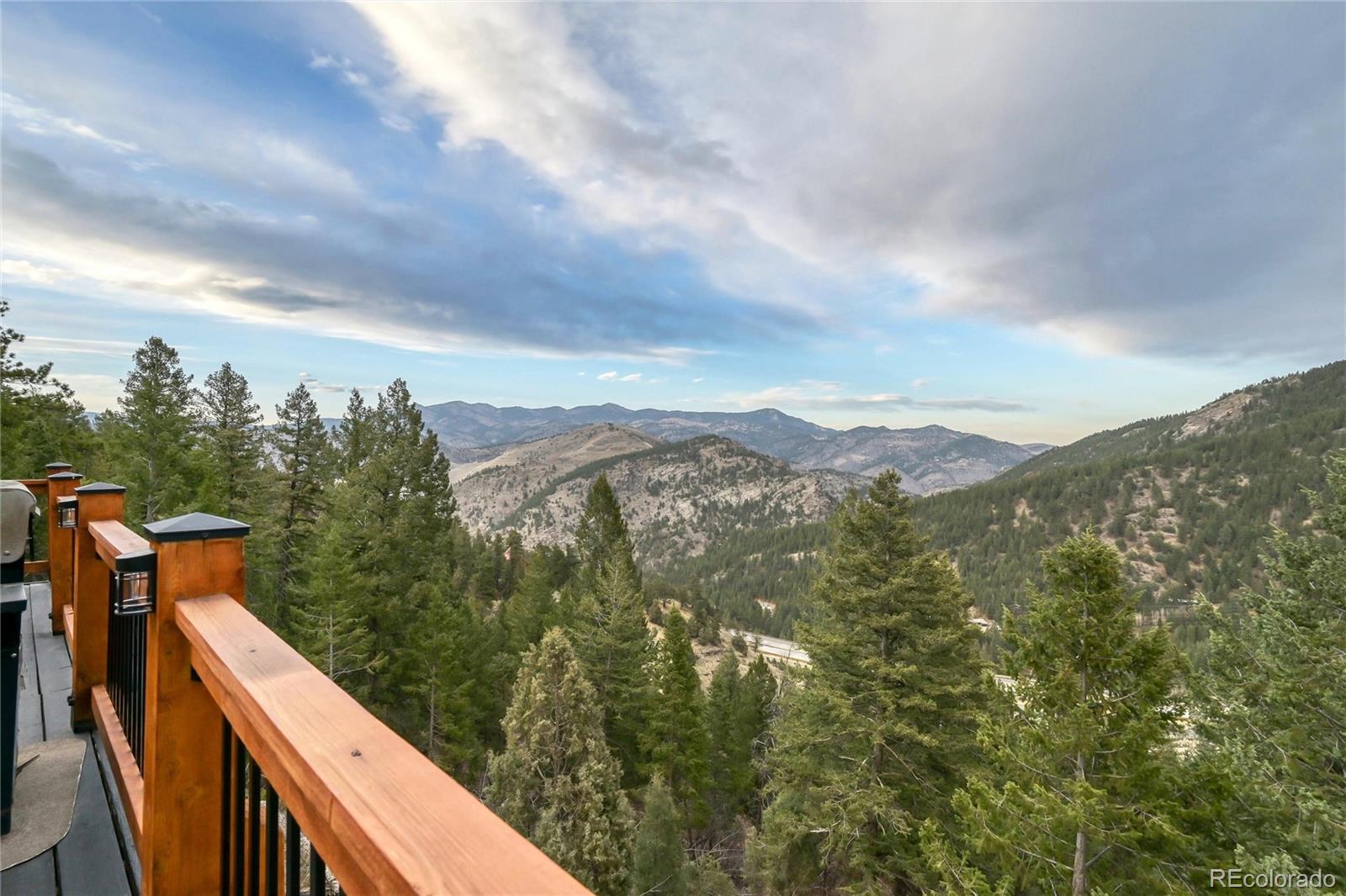 1055 Saddleback Drive