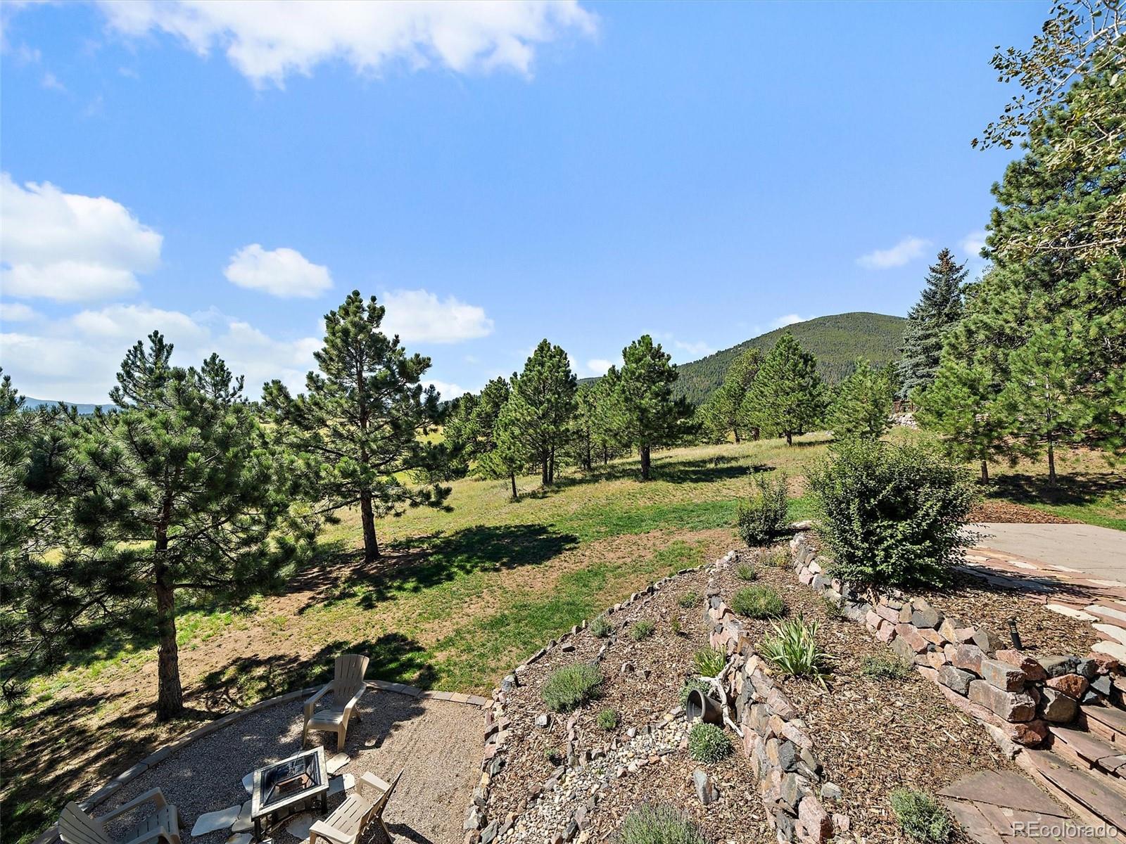 1584 Bierstadt Court