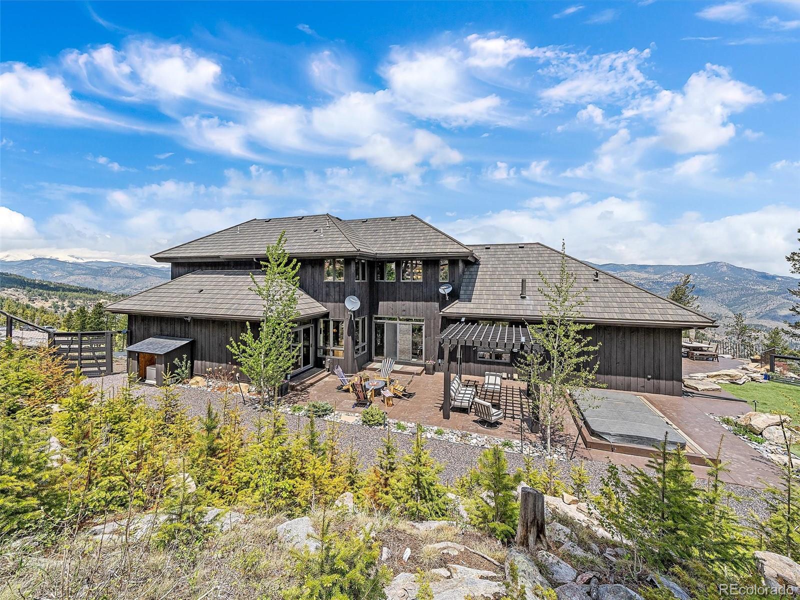 221 Halter Way