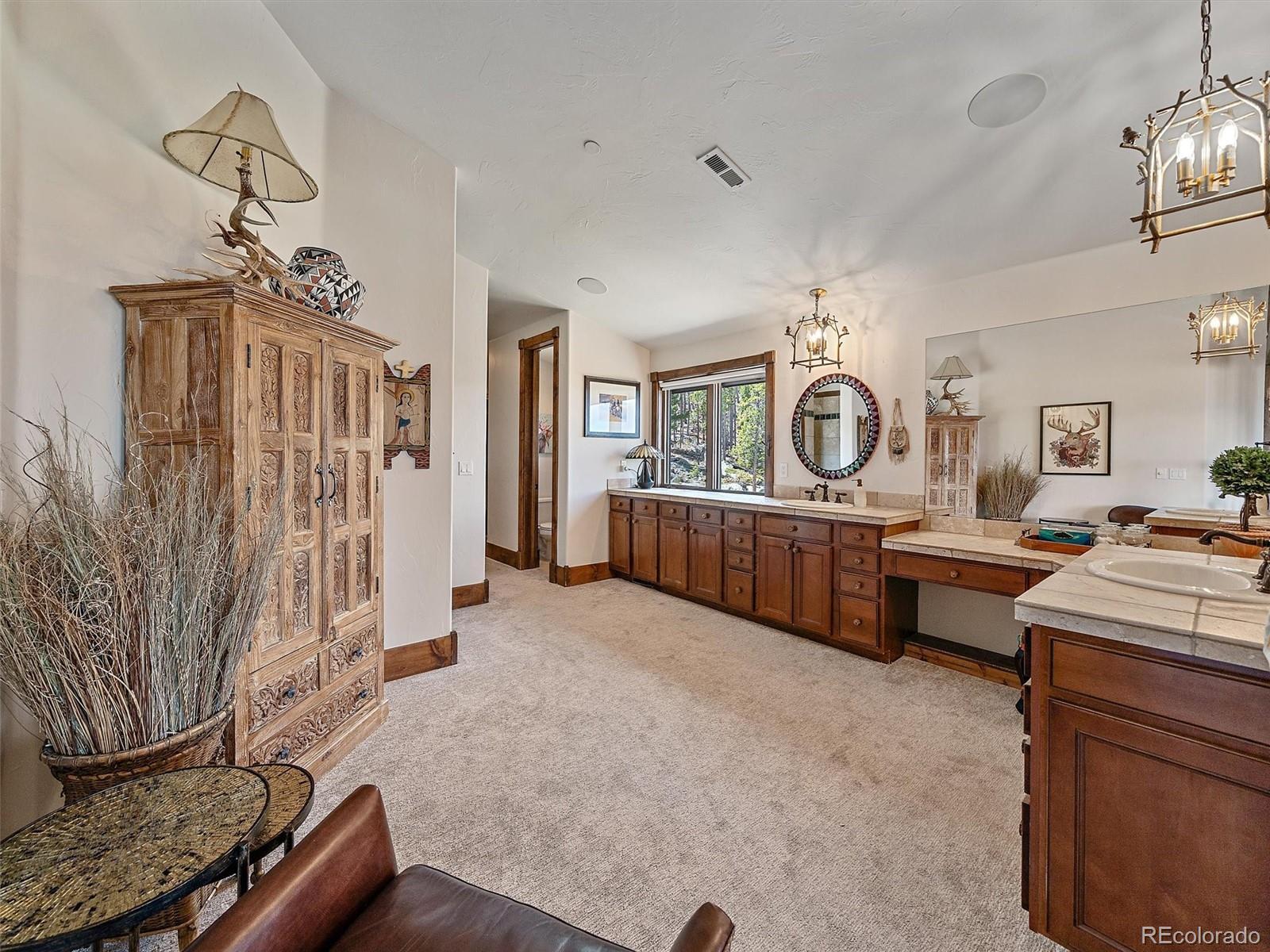 221 Halter Way
