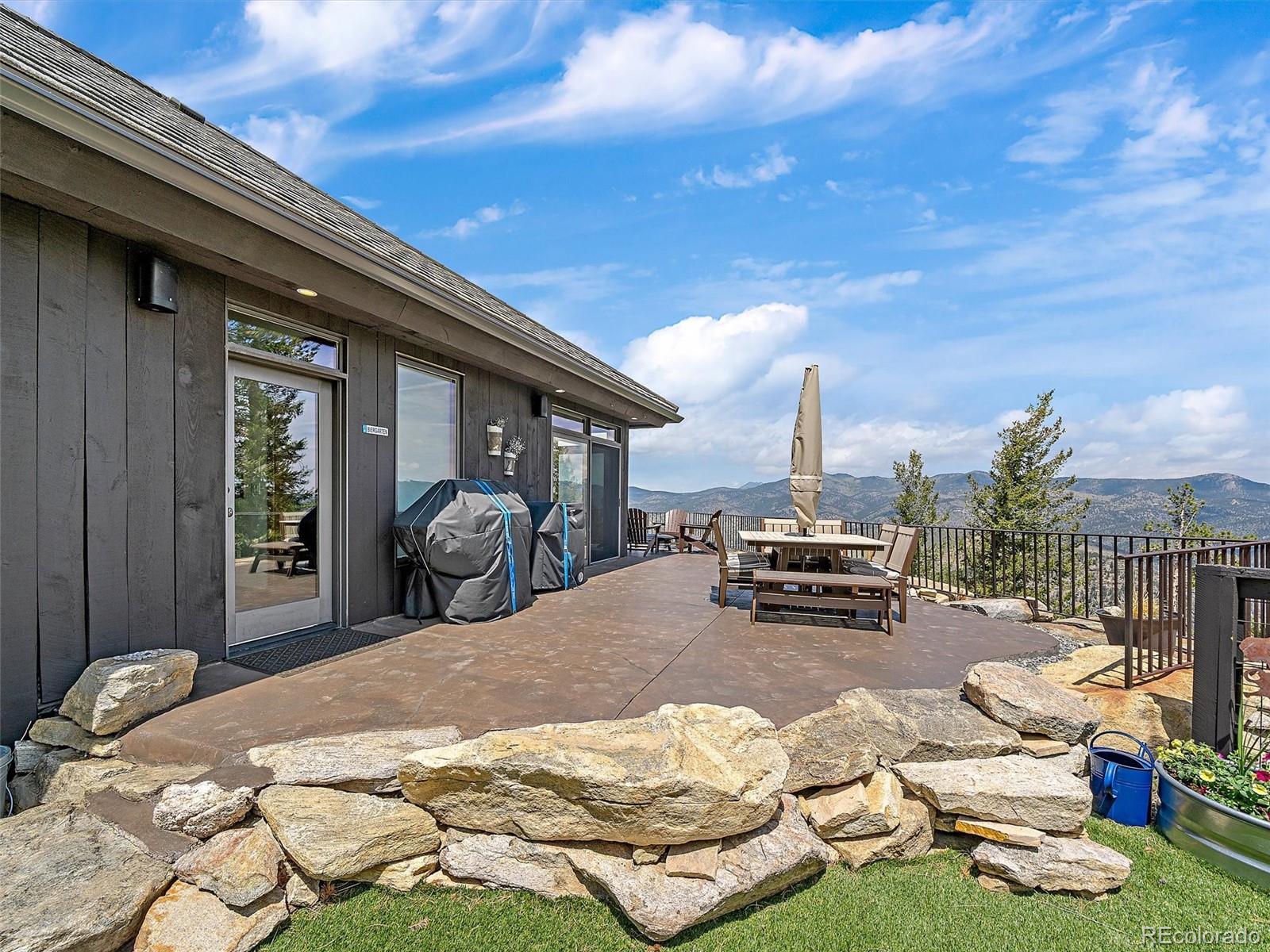 221 Halter Way
