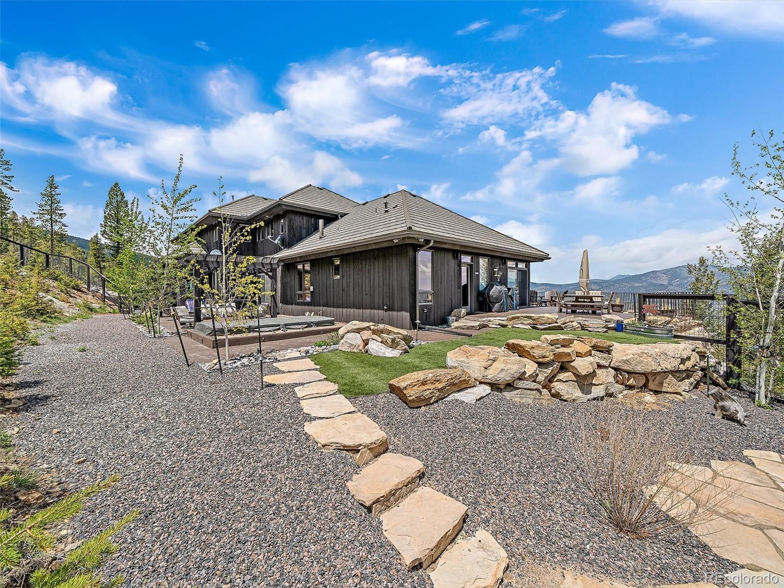 221 Halter Way