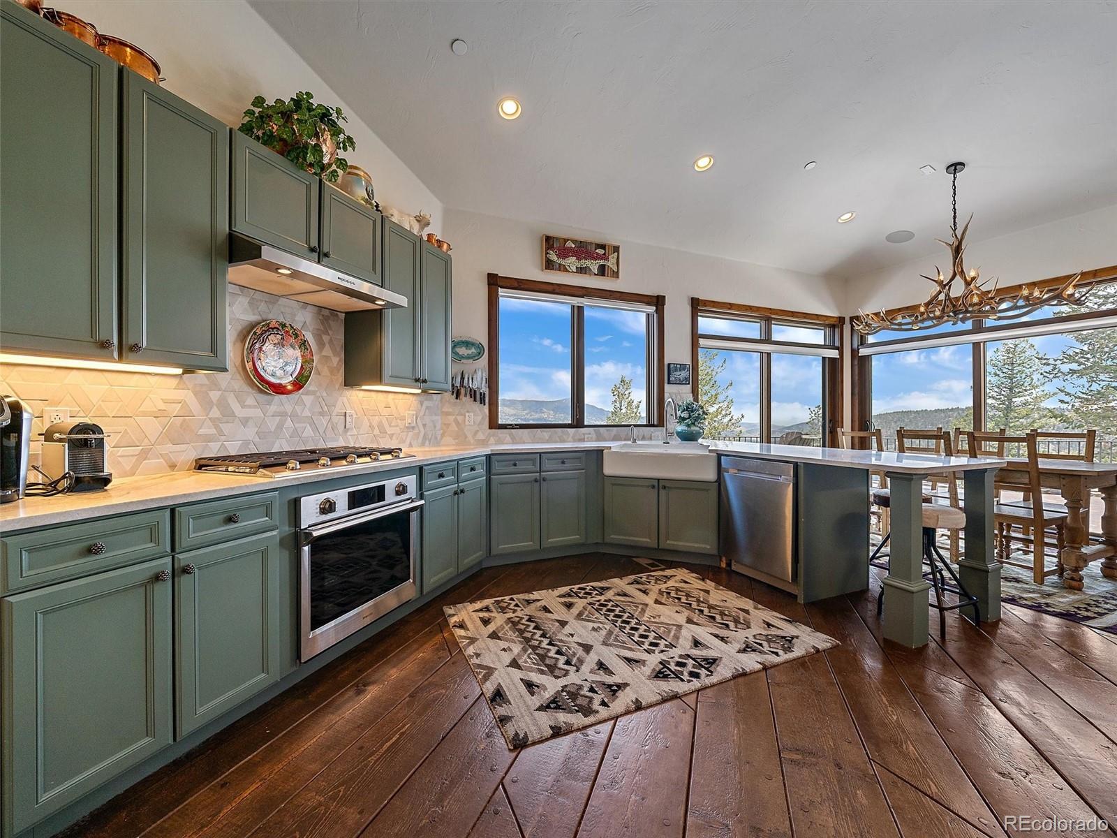 221 Halter Way
