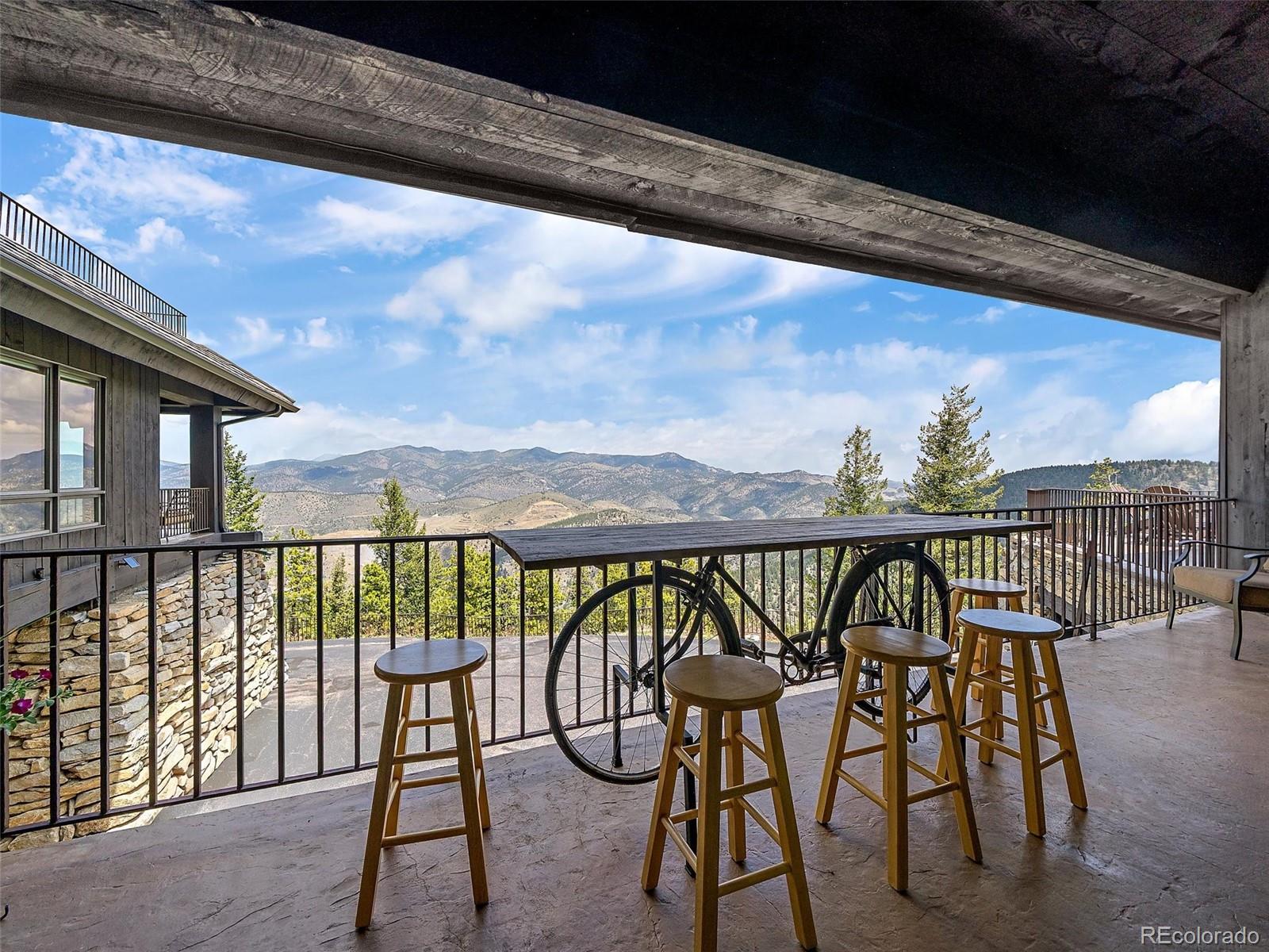 221 Halter Way