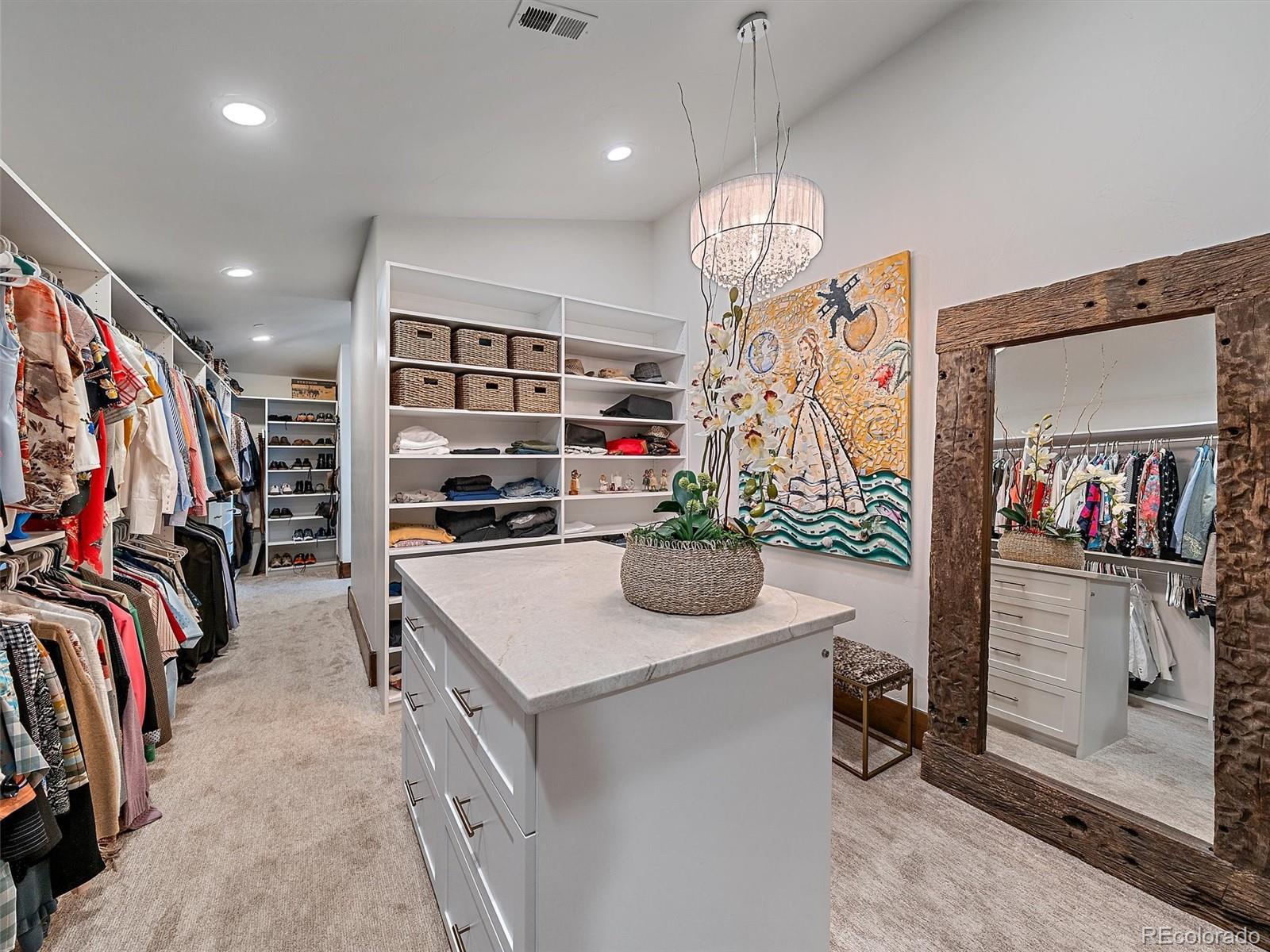 221 Halter Way