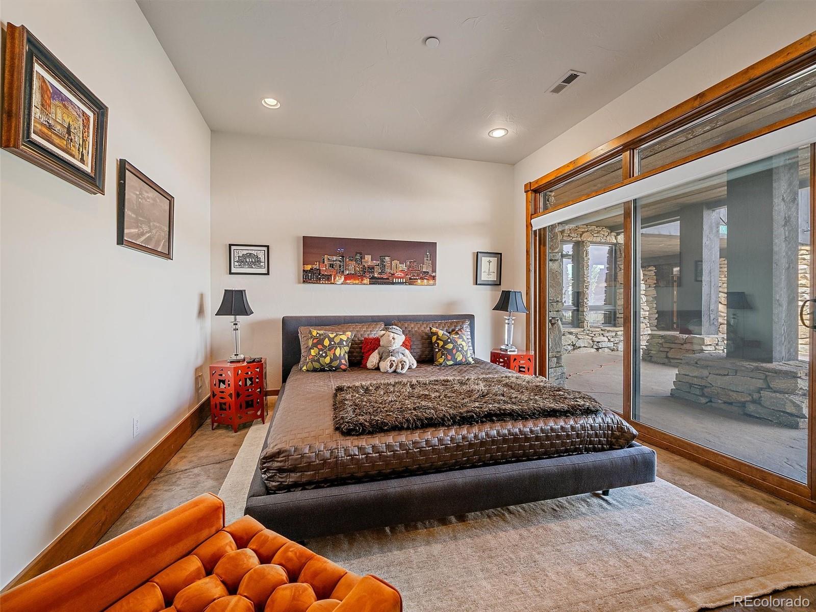 221 Halter Way