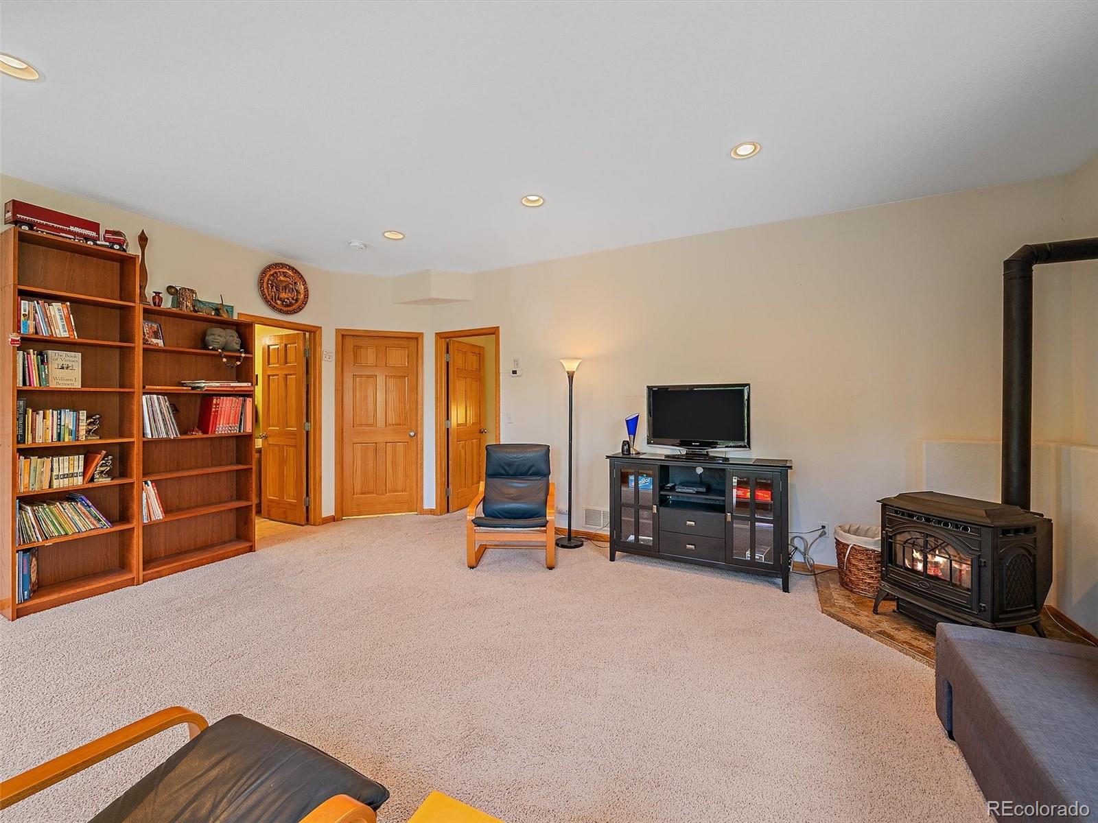 6752 S Columbine Road