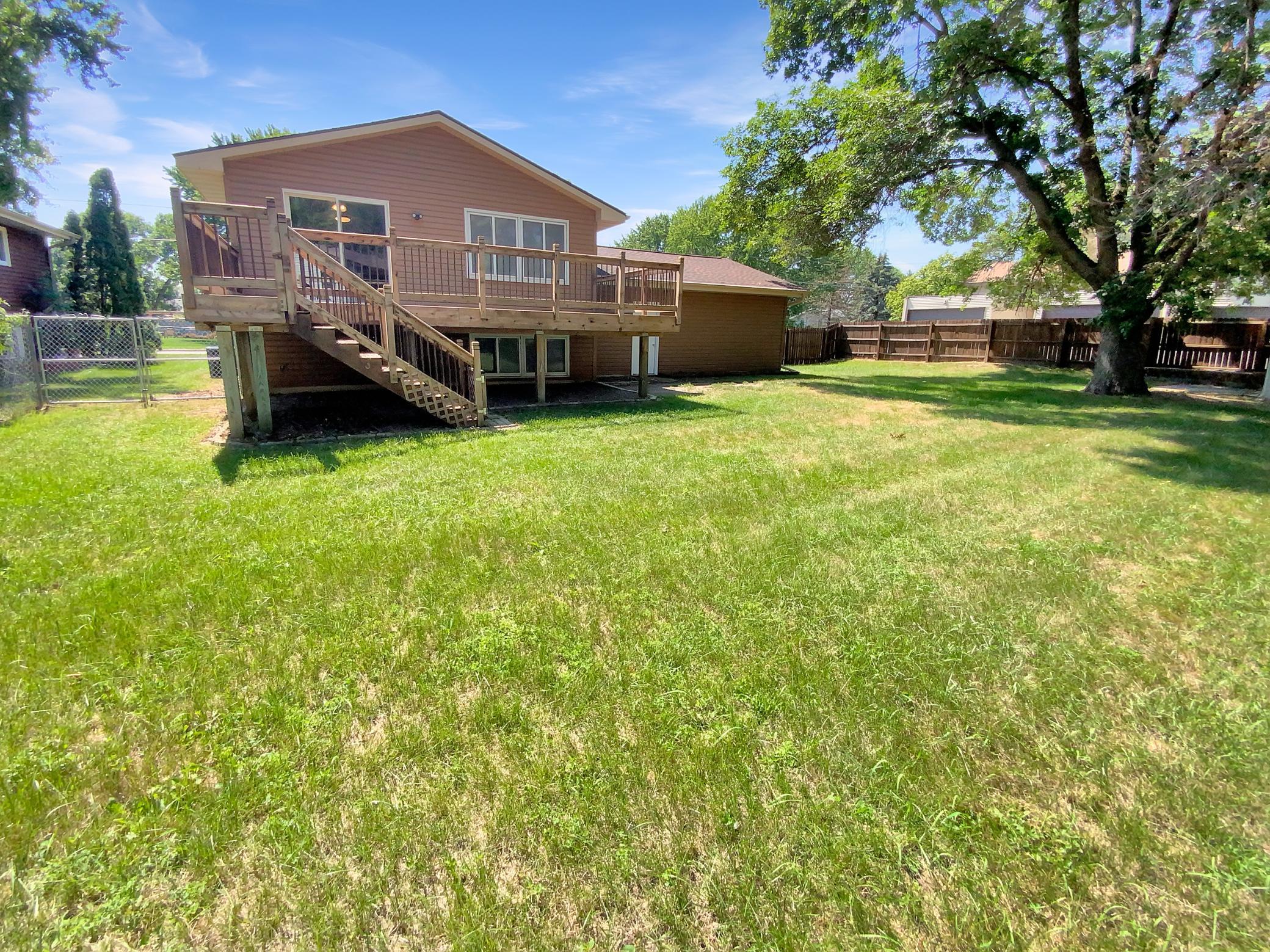 9085 207th Street W