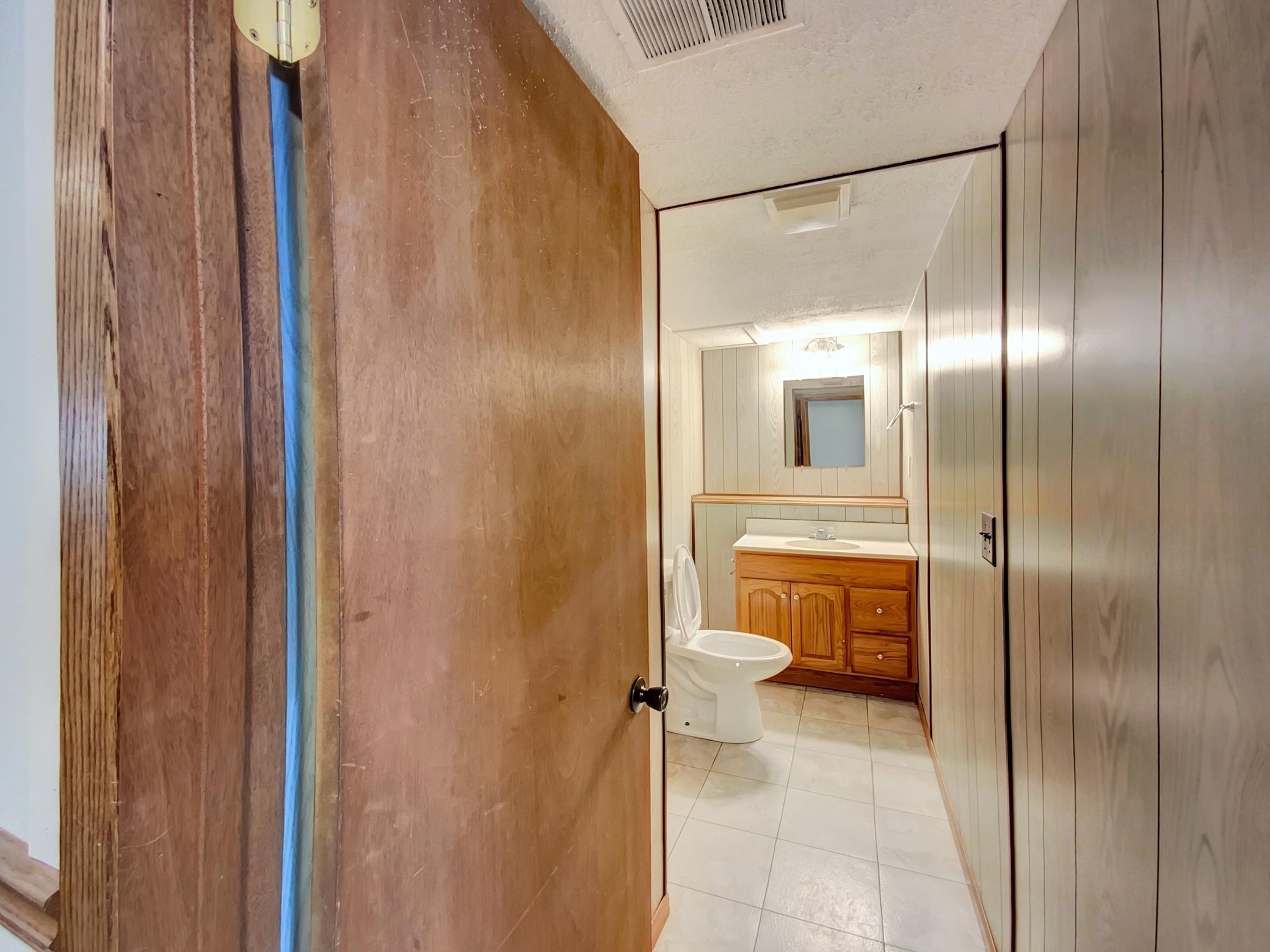 9085 207th Street W