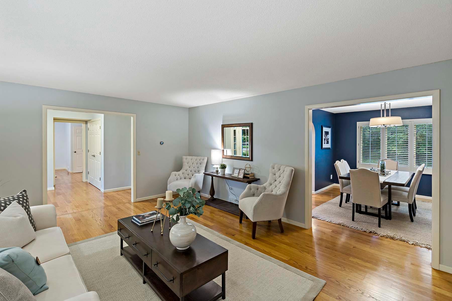 2833 Mayfield Road