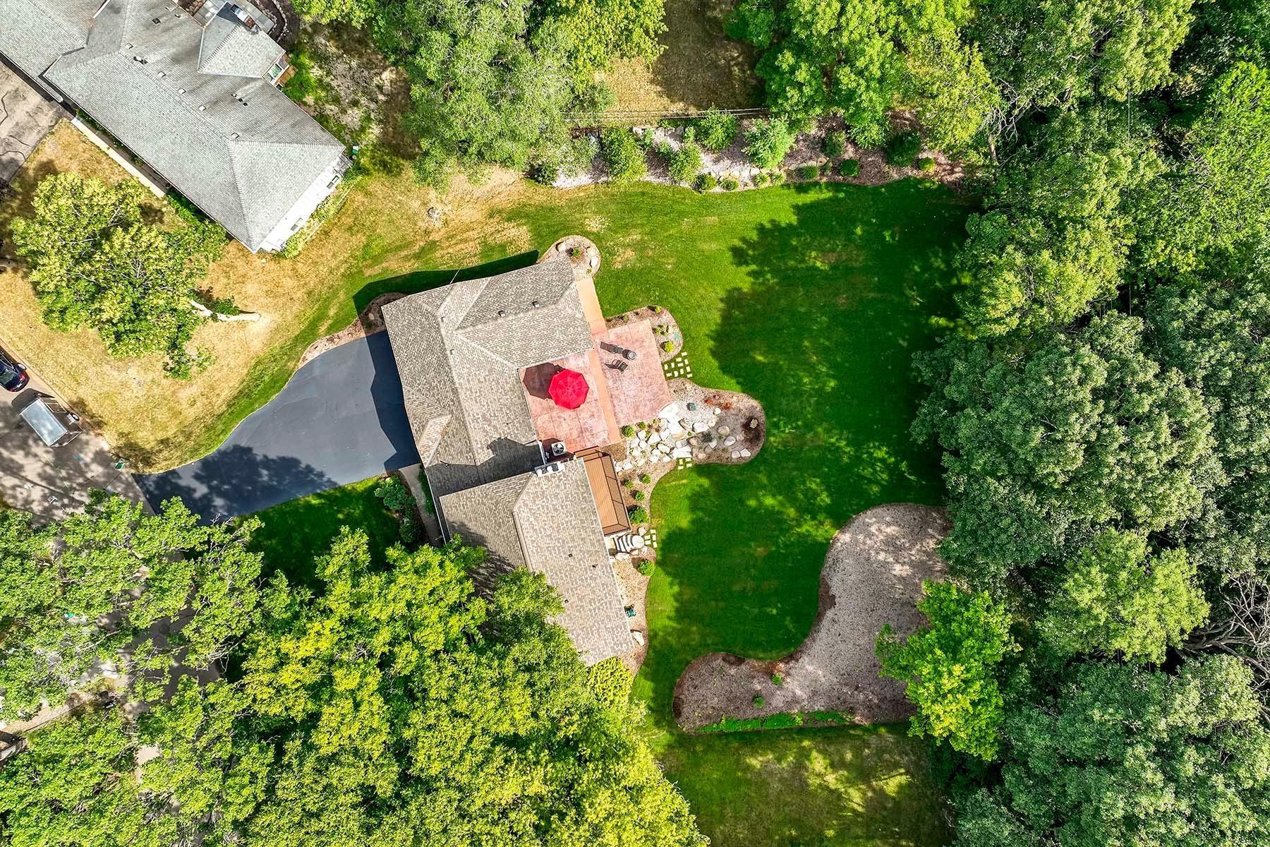 2833 Mayfield Road