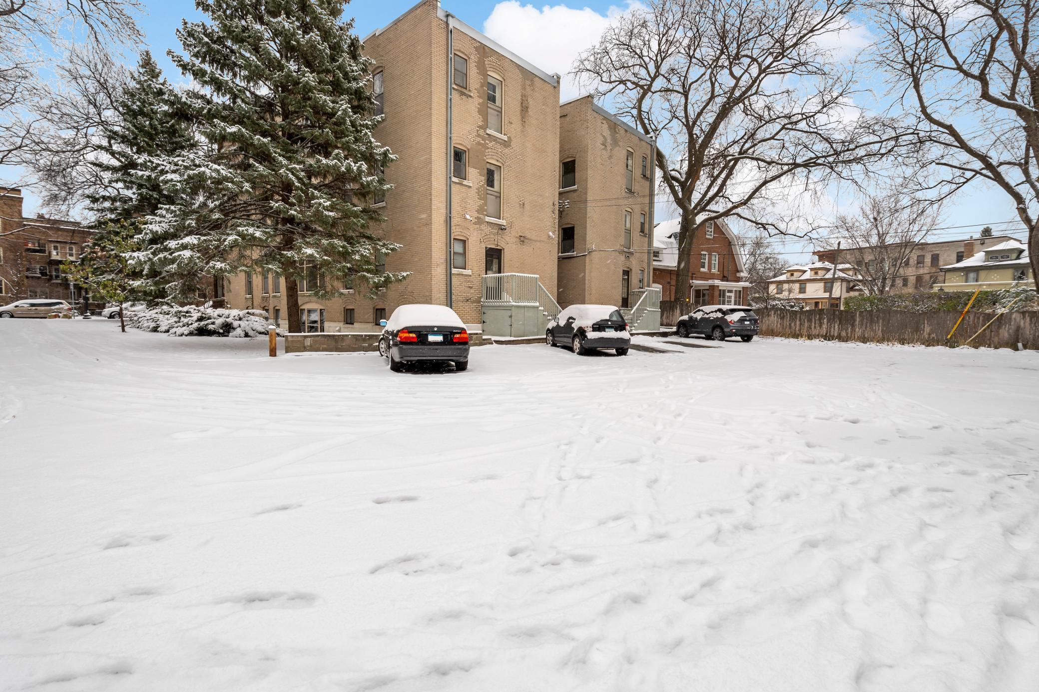 2538 Humboldt Avenue S Unit: 5