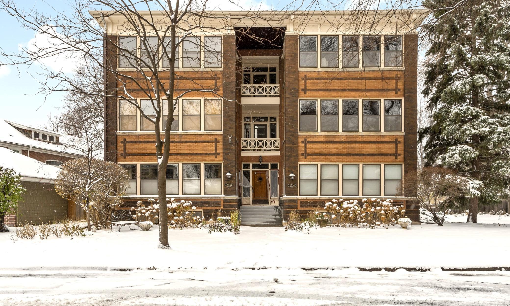 2538 Humboldt Avenue S Unit: 5
