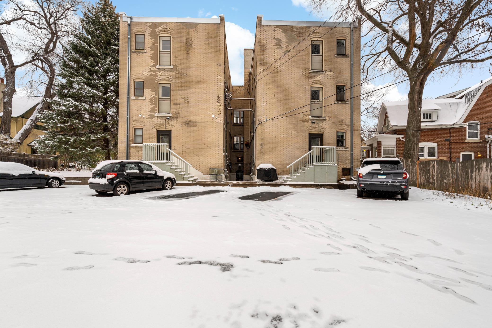 2538 Humboldt Avenue S Unit: 5