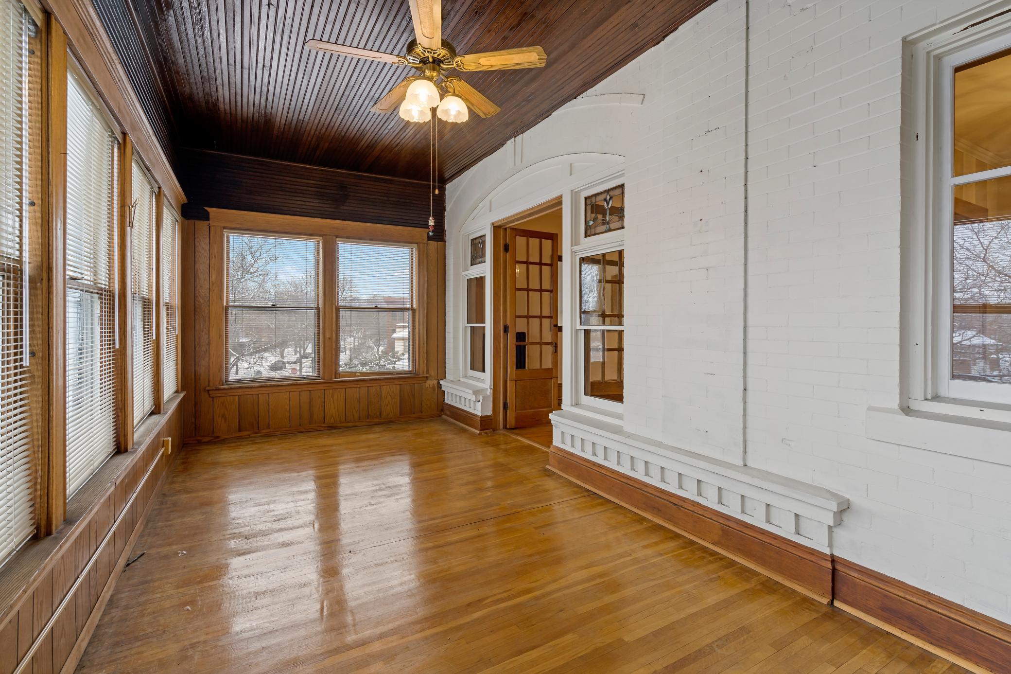 2538 Humboldt Avenue S Unit: 5