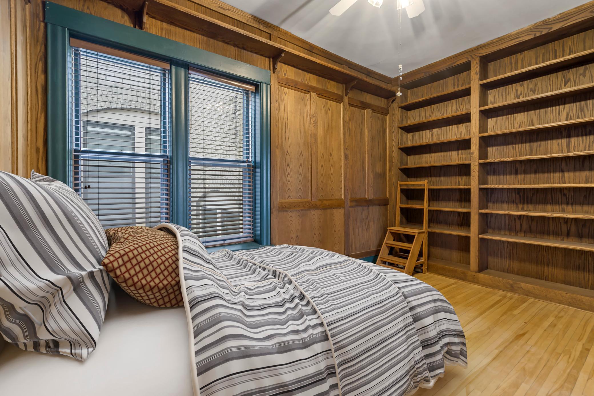 2538 Humboldt Avenue S Unit: 5