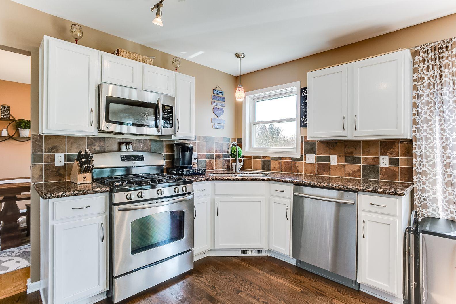 9318 204th Street W