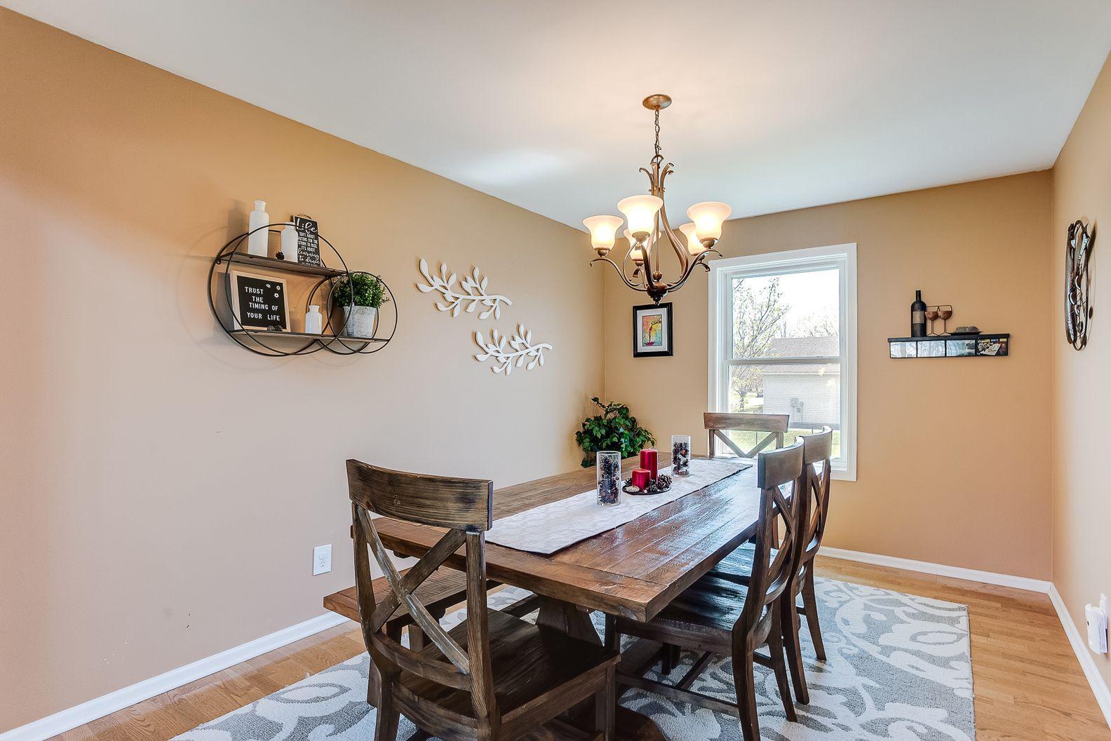9318 204th Street W