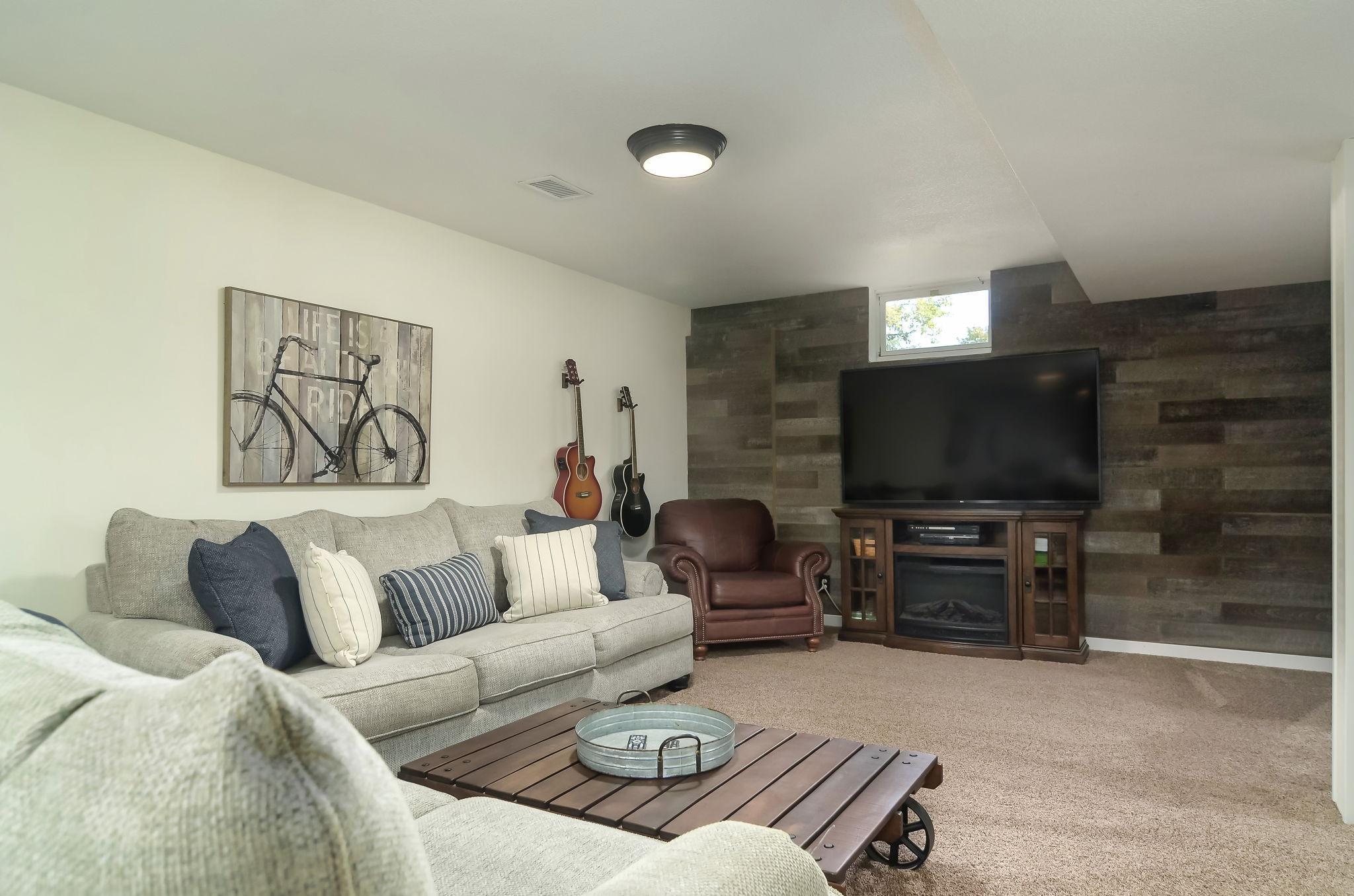 289 Edgewood Drive