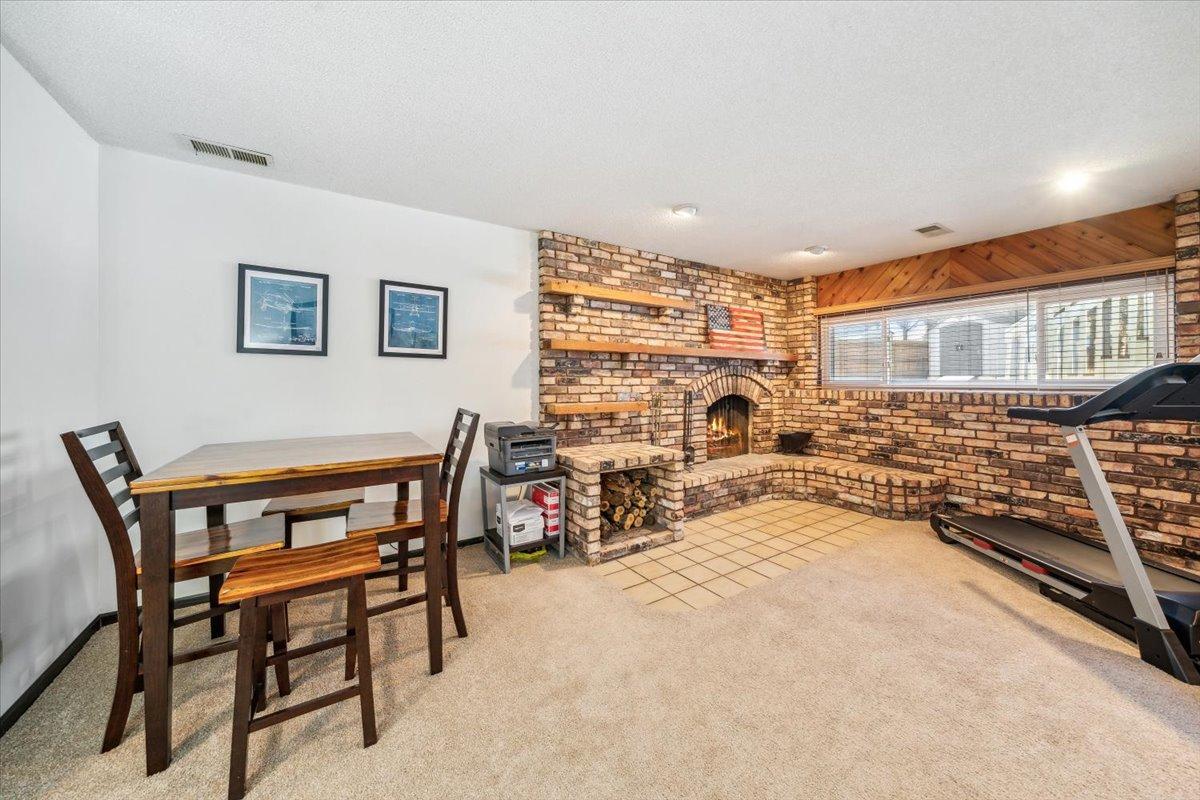 1405 W 137th Street