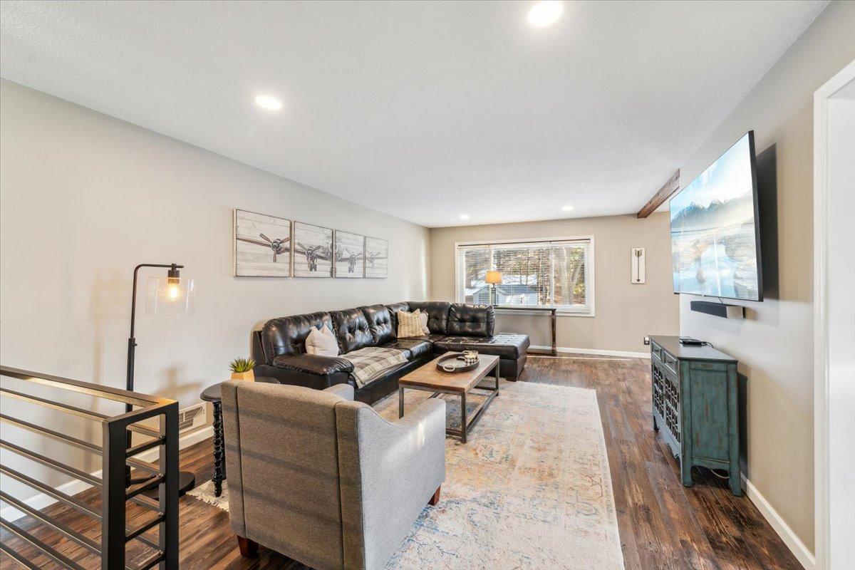 1405 W 137th Street