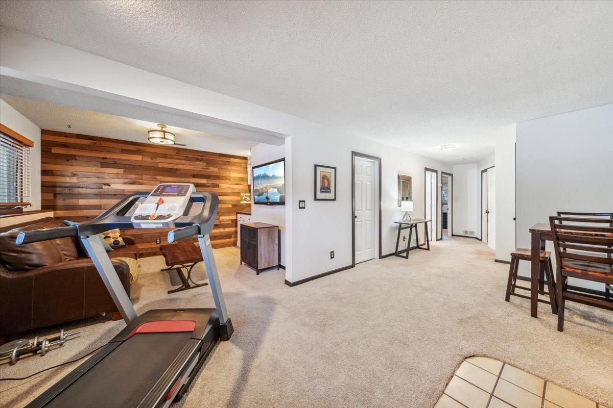 1405 W 137th Street