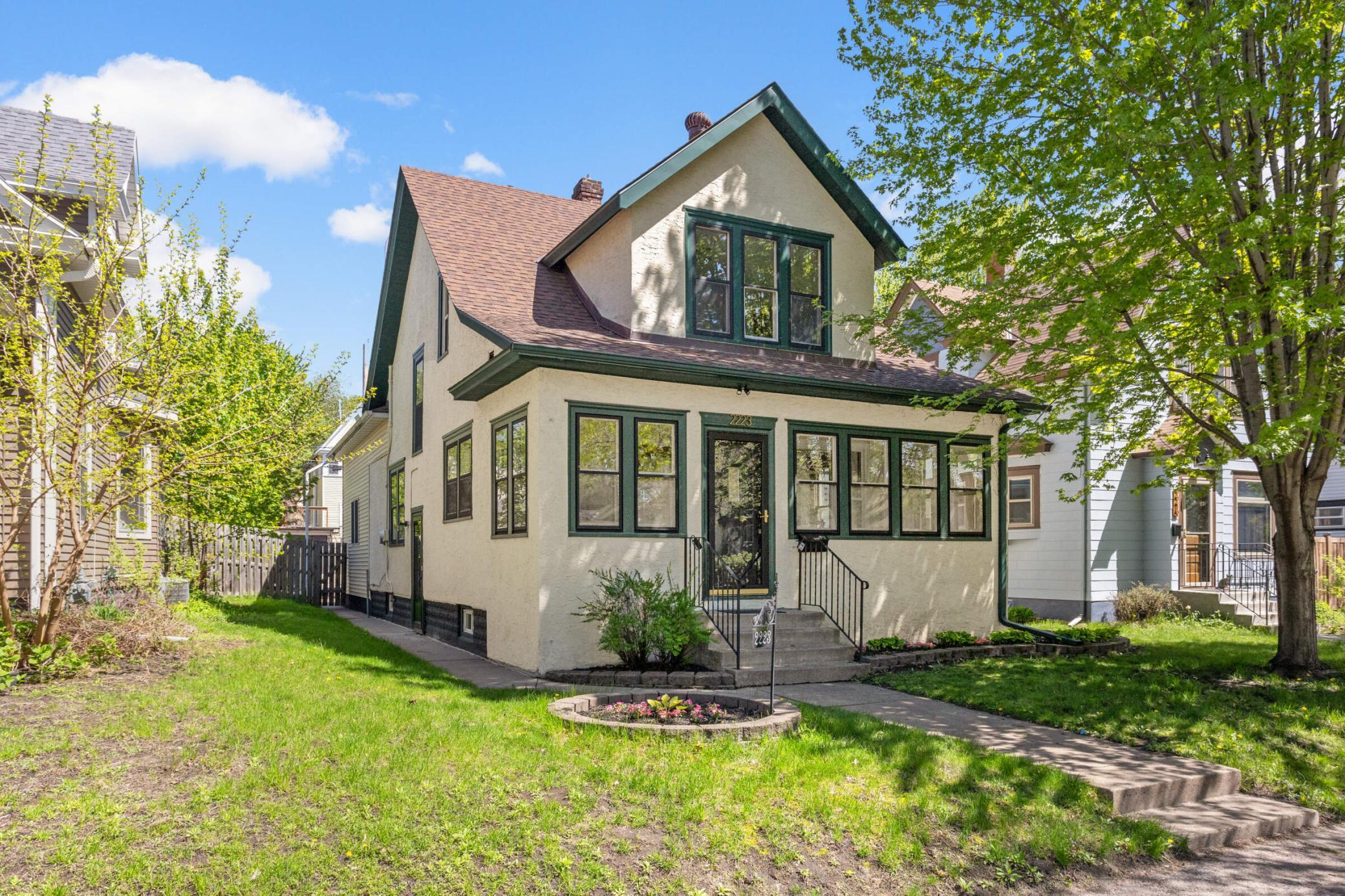 2223 Pierce Street NE