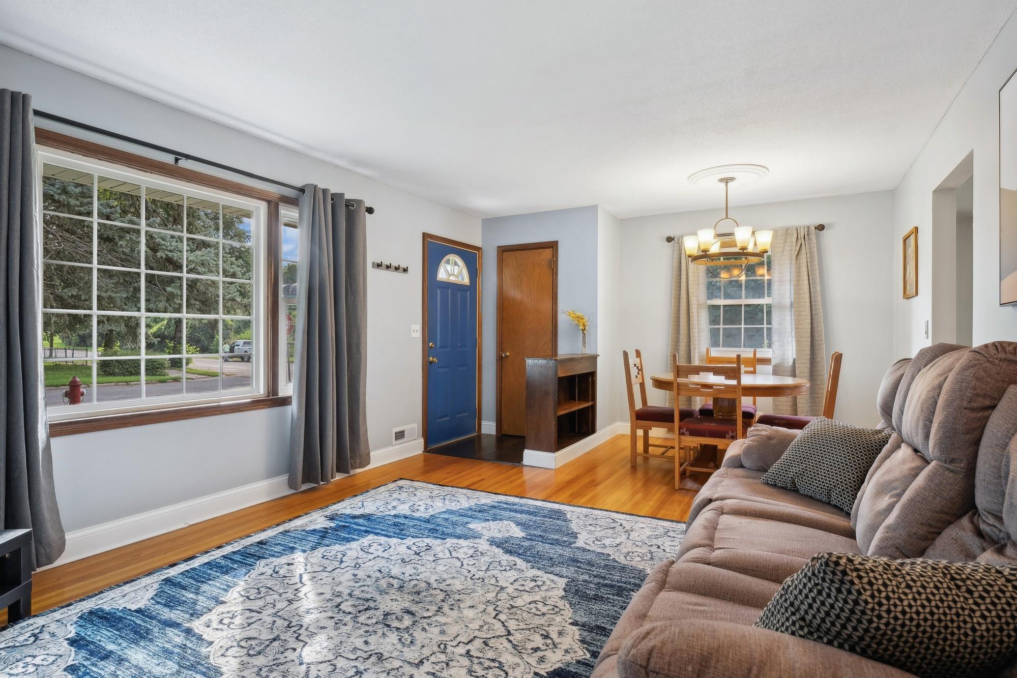3500 Spain Place