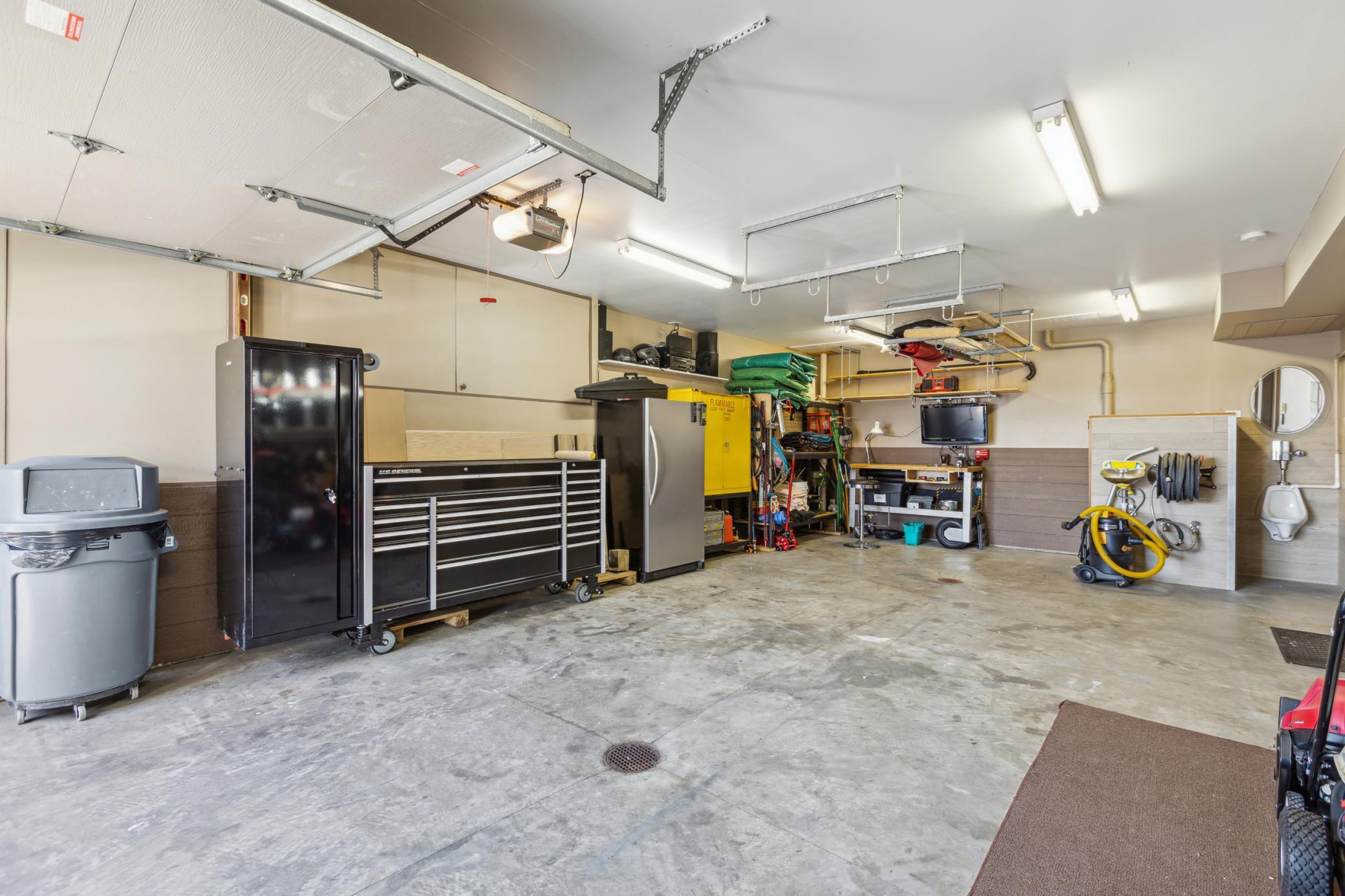 2250 Lancaster Avenue NE