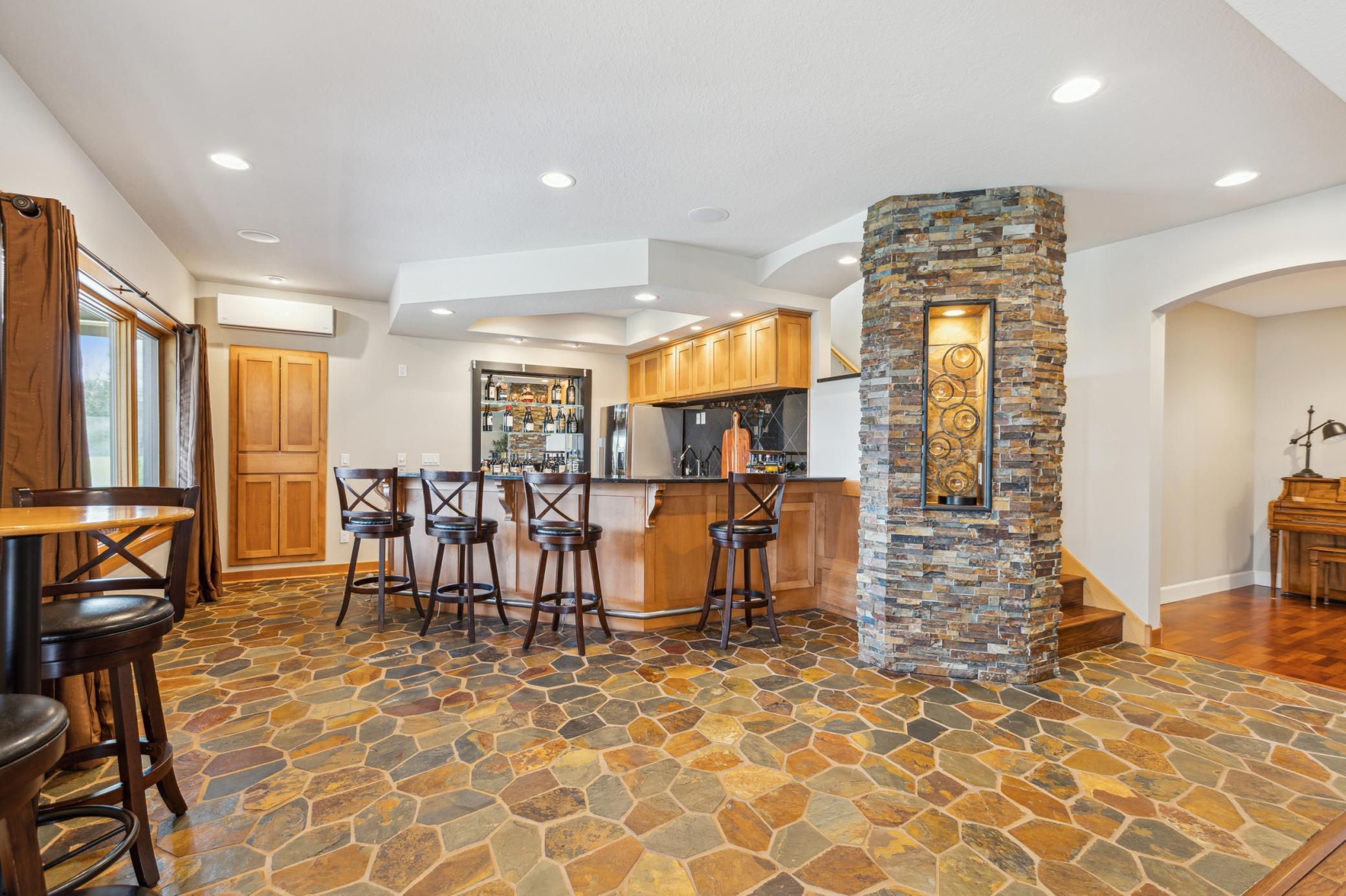 2250 Lancaster Avenue NE