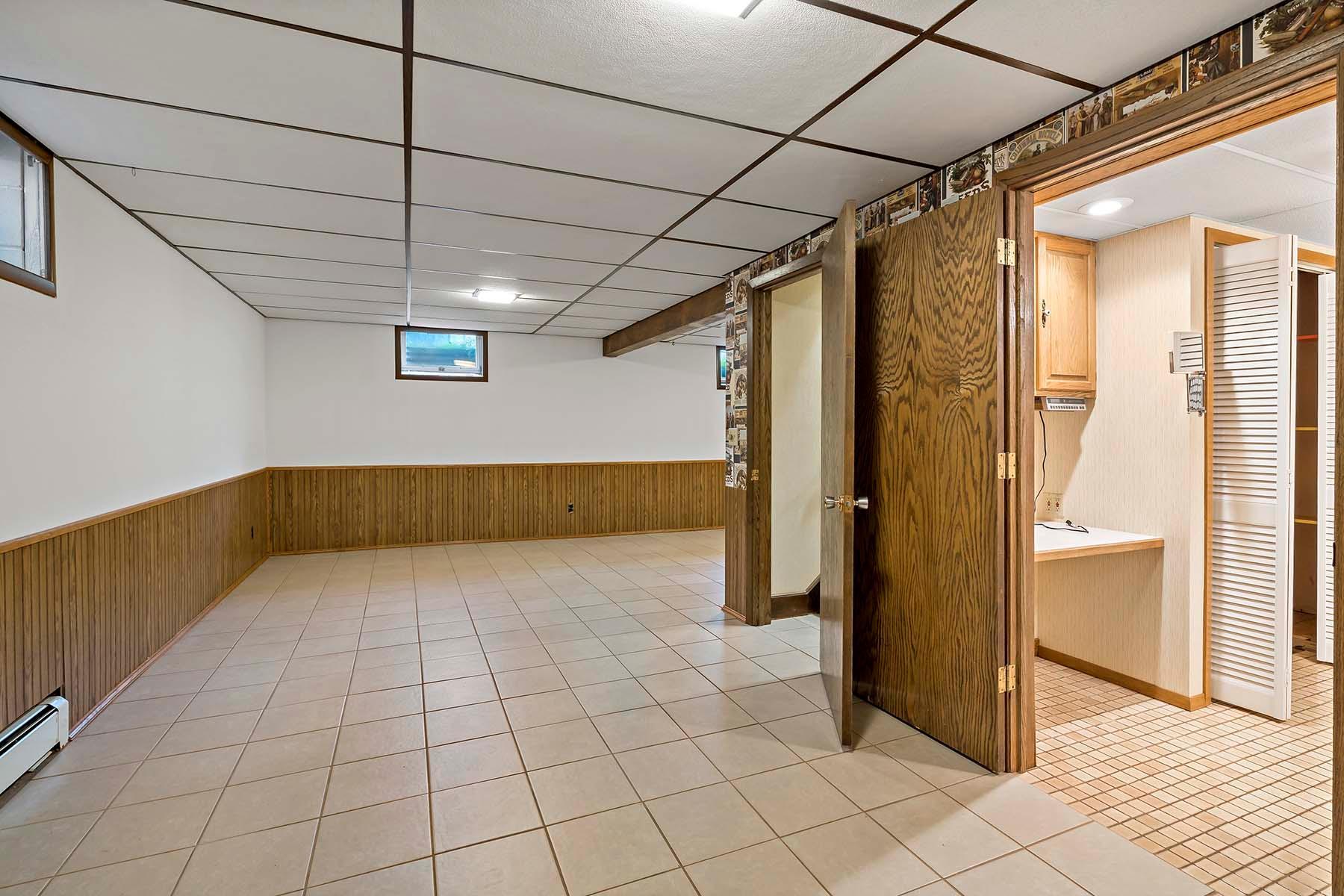 6333 Birchwood Road
