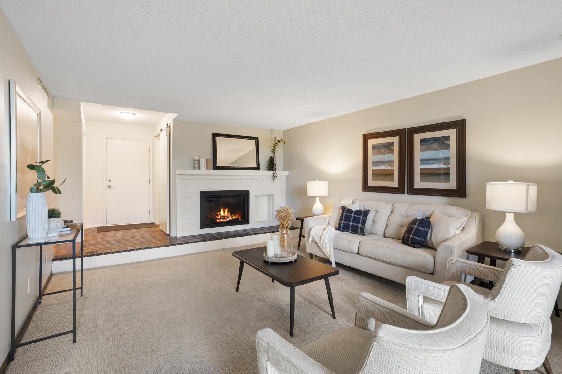 6085 Lincoln Drive Unit: 222