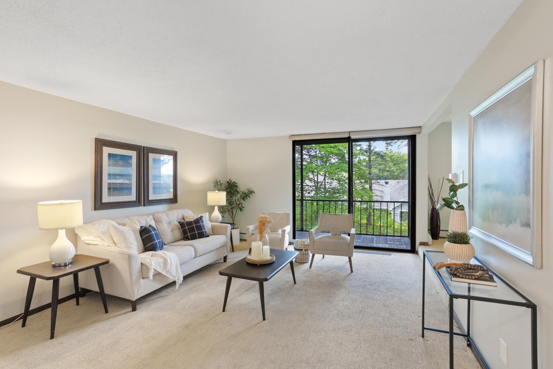 6085 Lincoln Drive Unit: 222