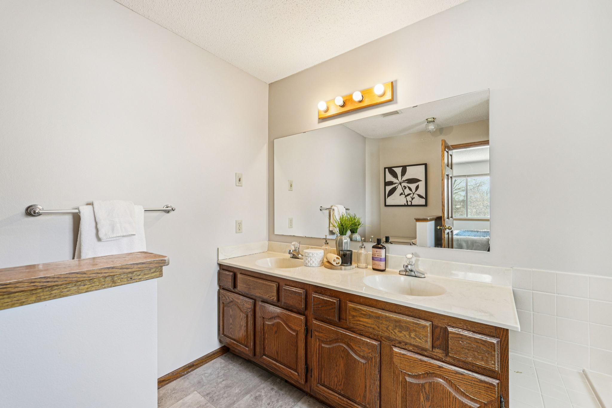 2545 Concord Way Unit: 115