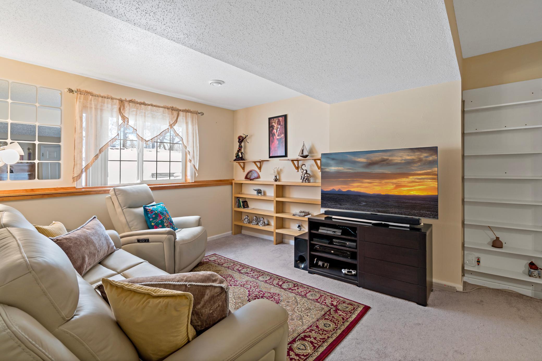 3690 Commonwealth Road