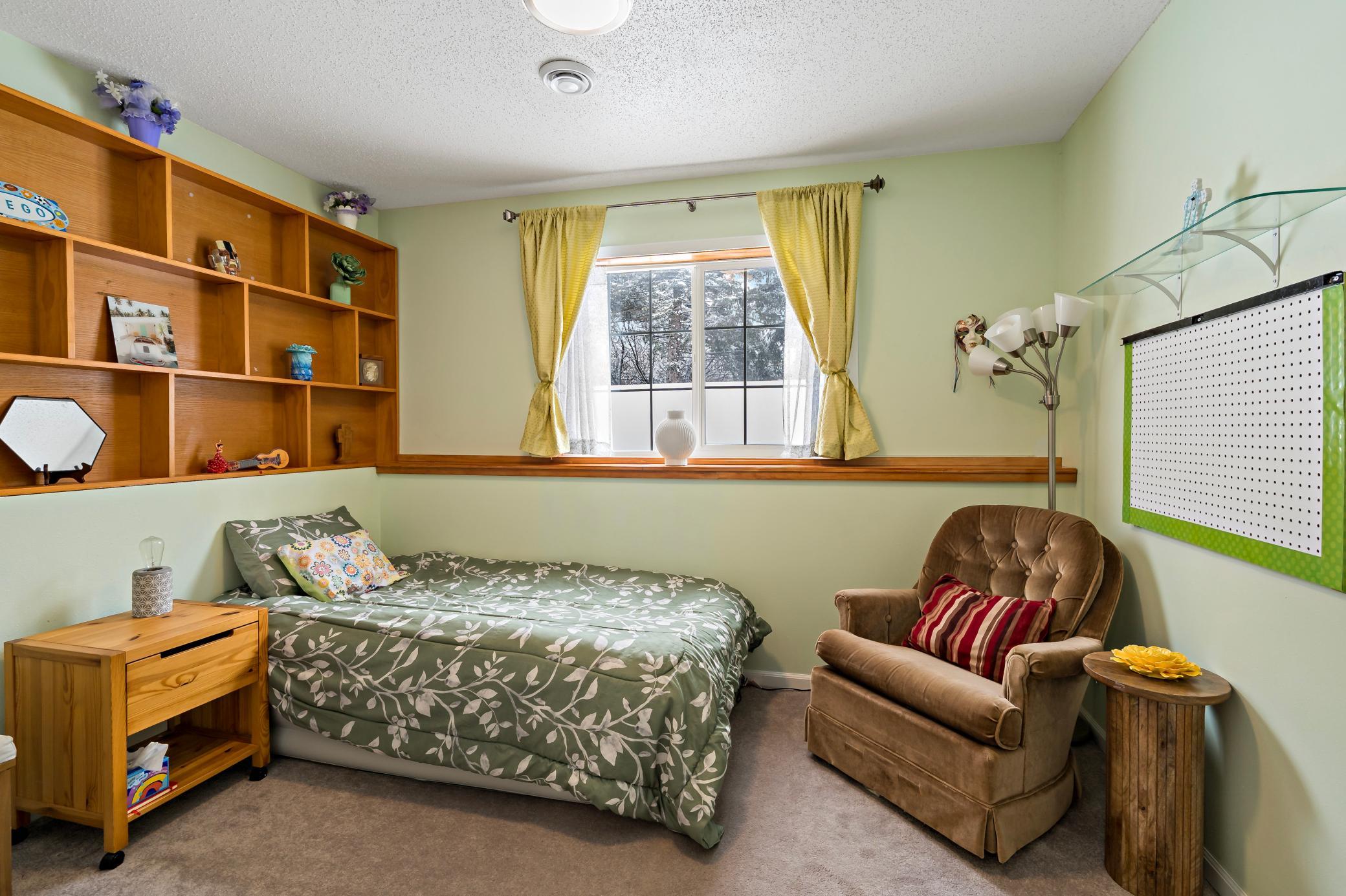 3690 Commonwealth Road