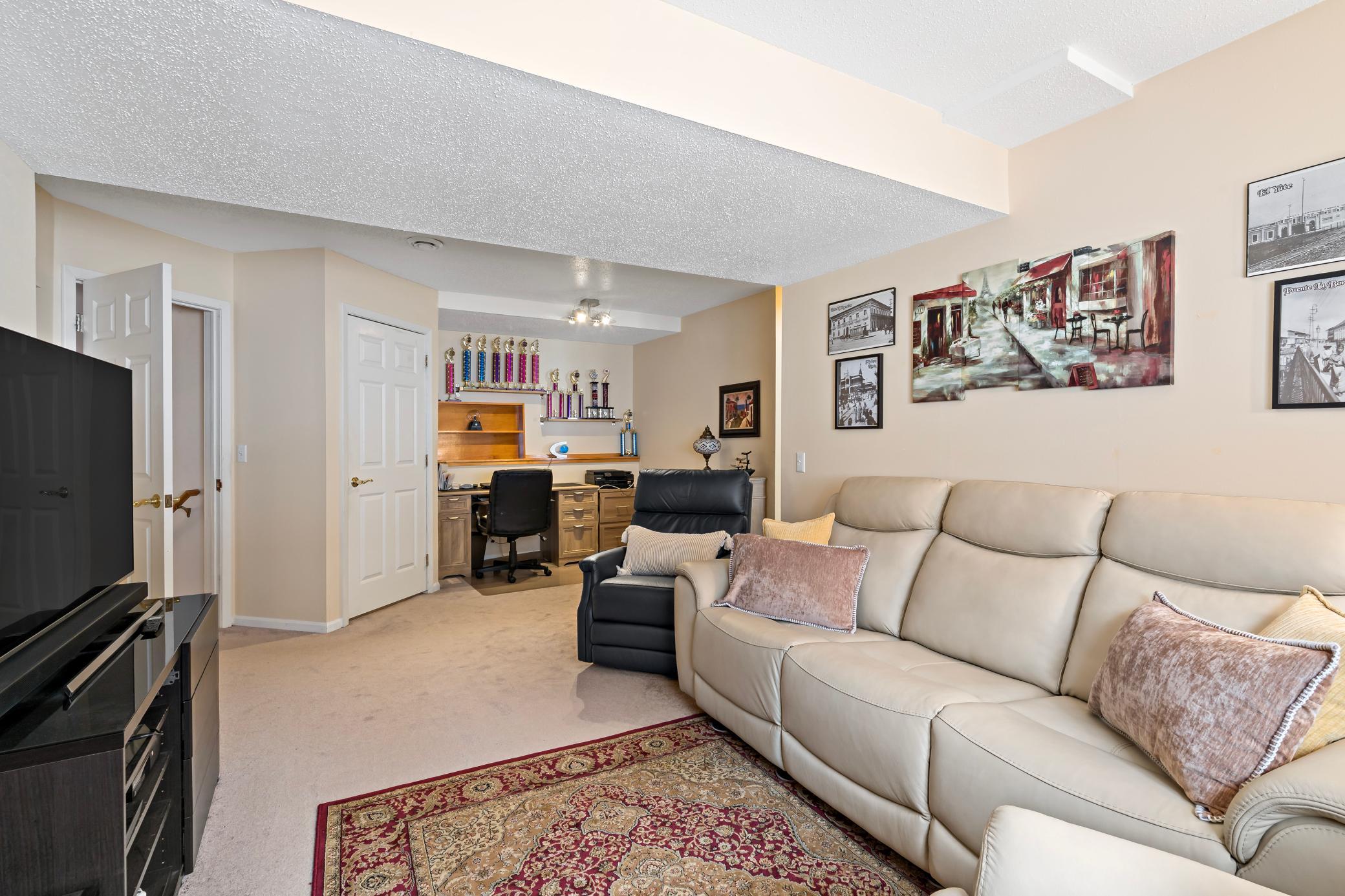 3690 Commonwealth Road