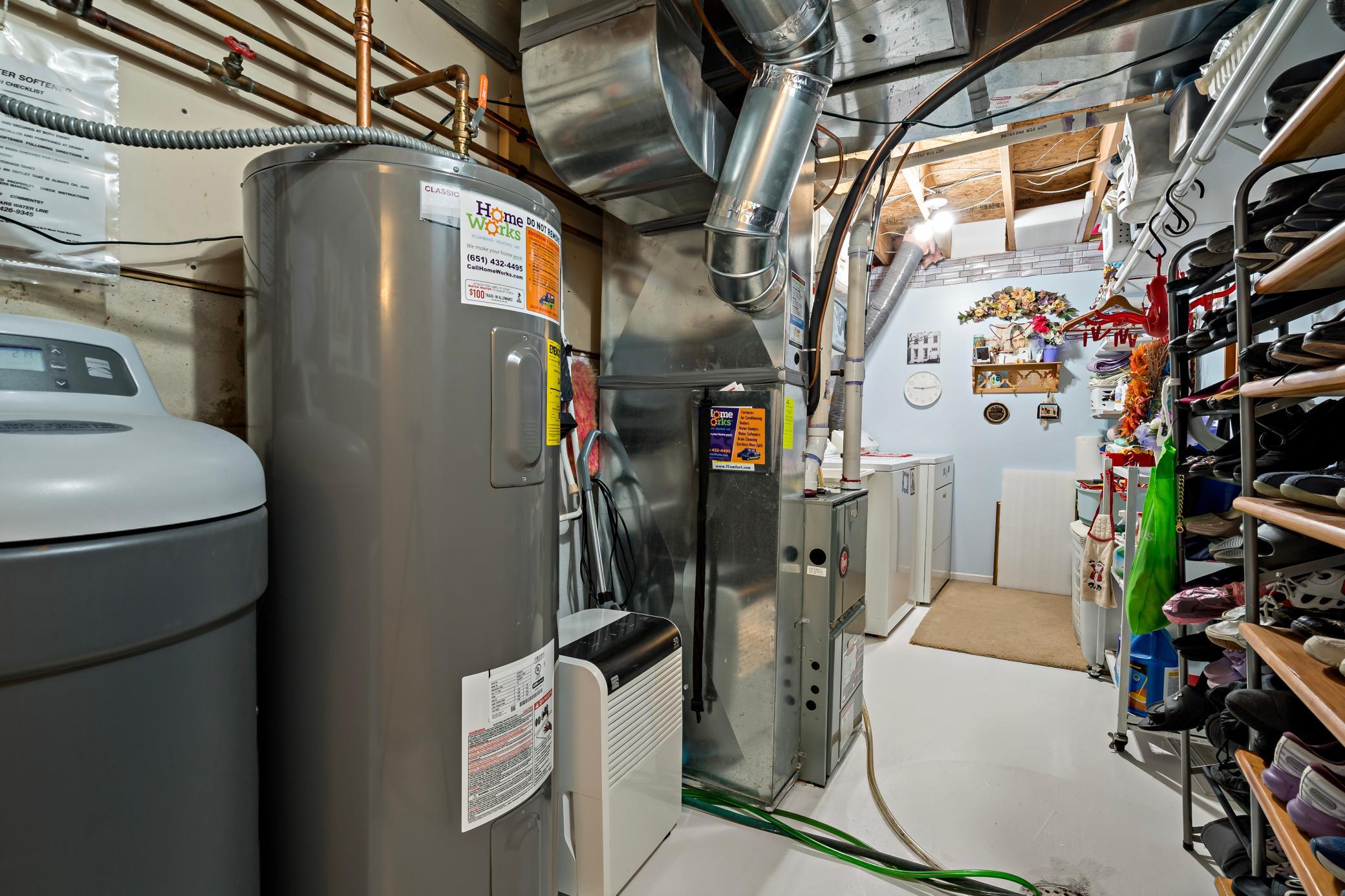 3690 Commonwealth Road