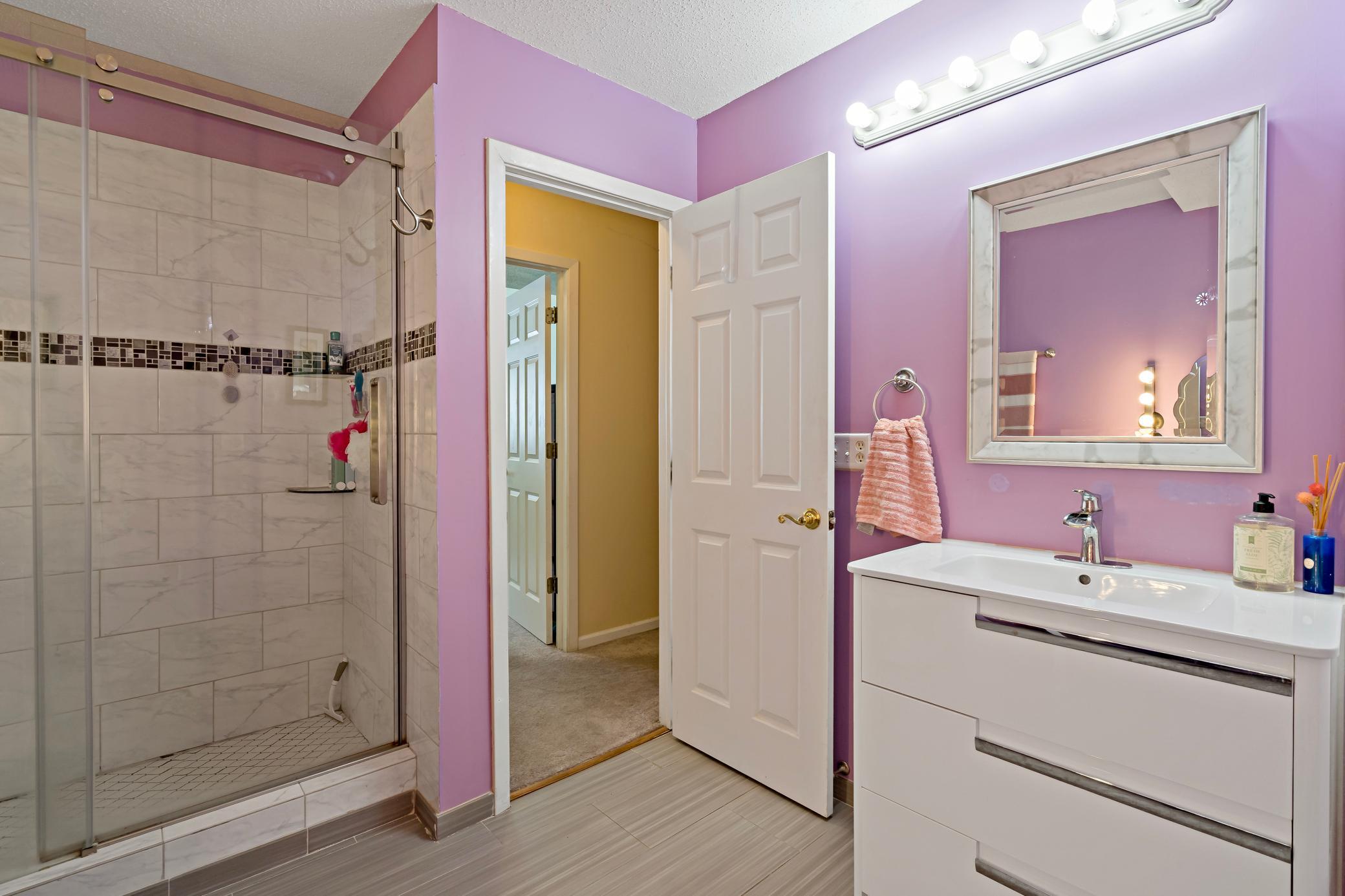 3690 Commonwealth Road