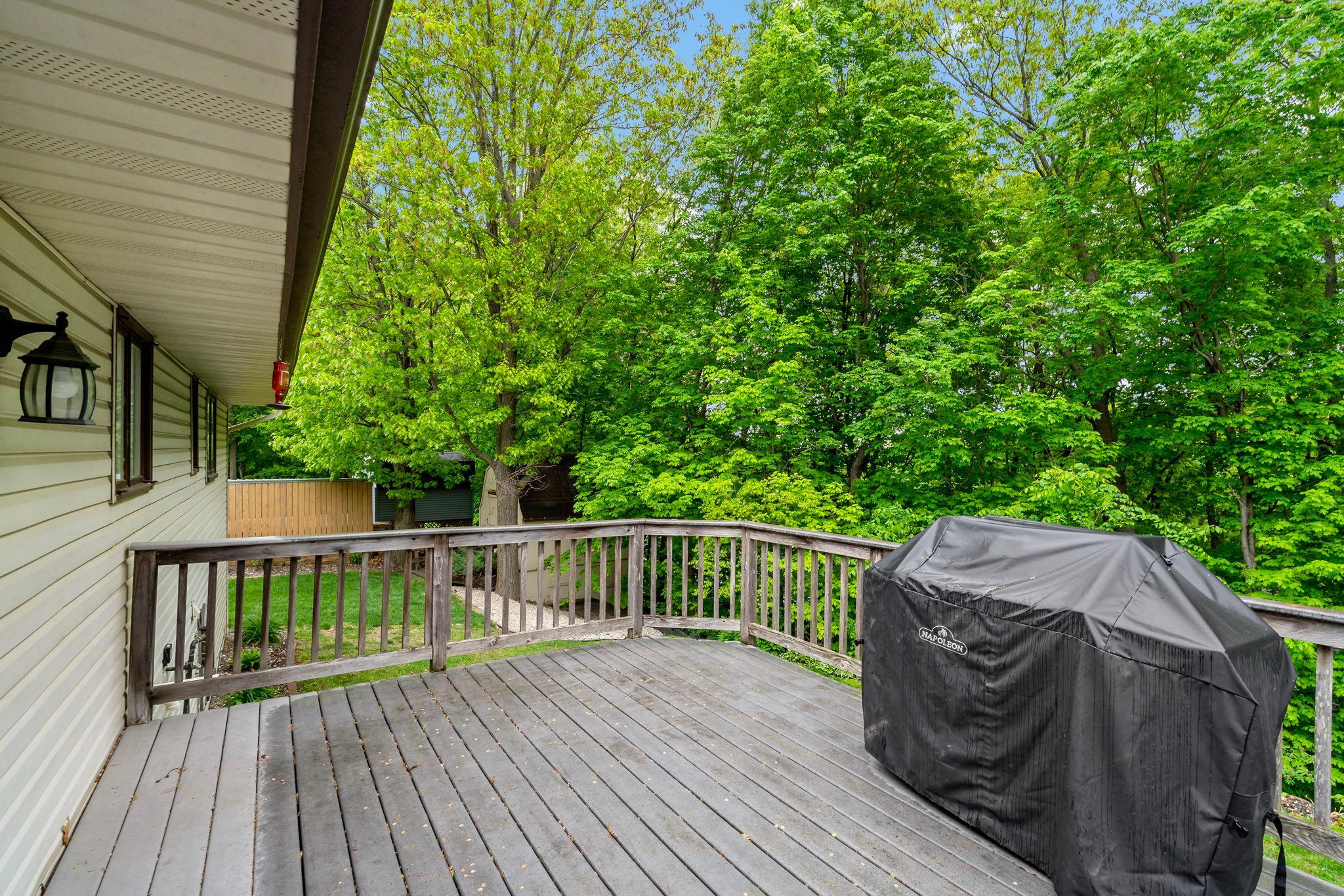 312 Circle Lane SE