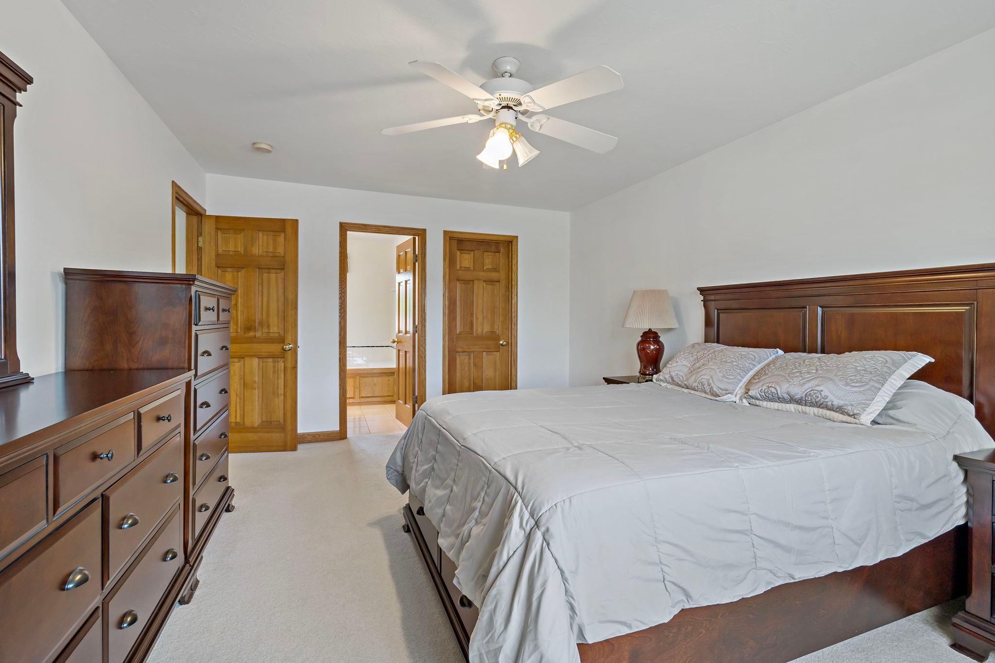 12641 Dutch Court