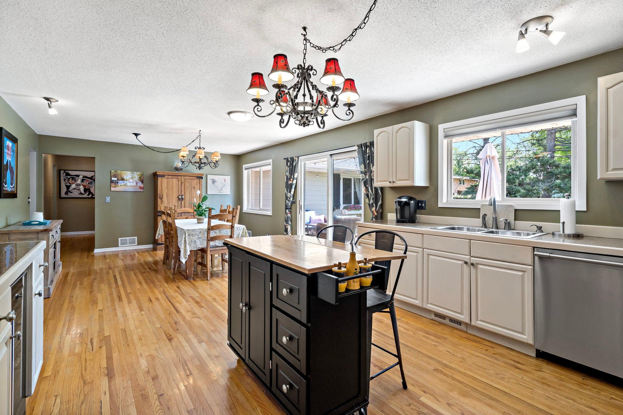 6017 Birchcrest Drive