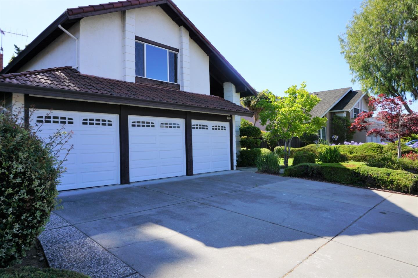 1648 Mariani DR