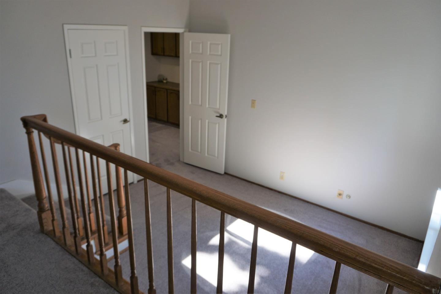 1648 Mariani DR