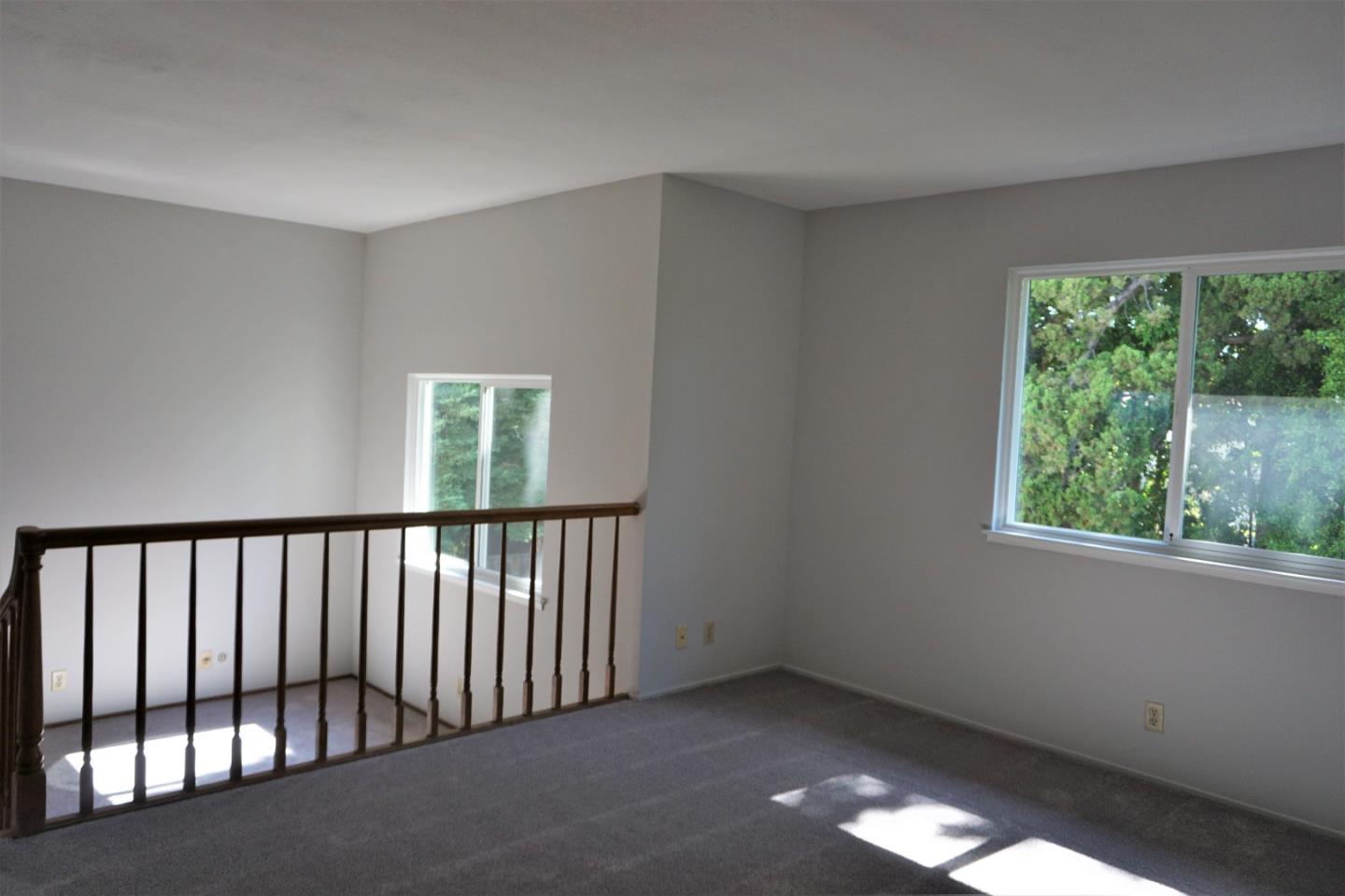 1648 Mariani DR