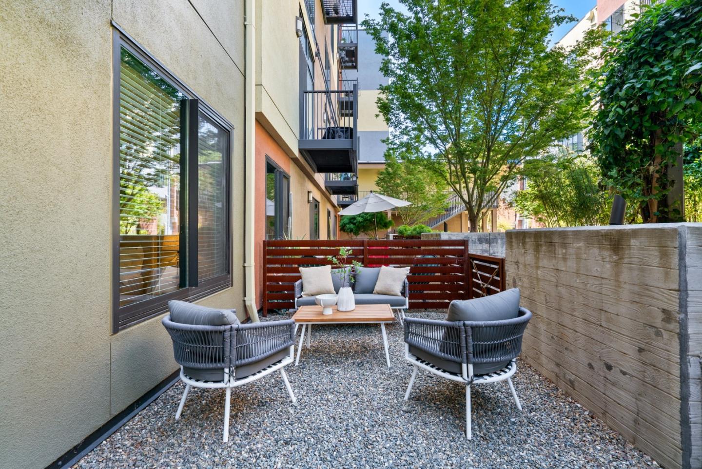 88 Bush ST 1152